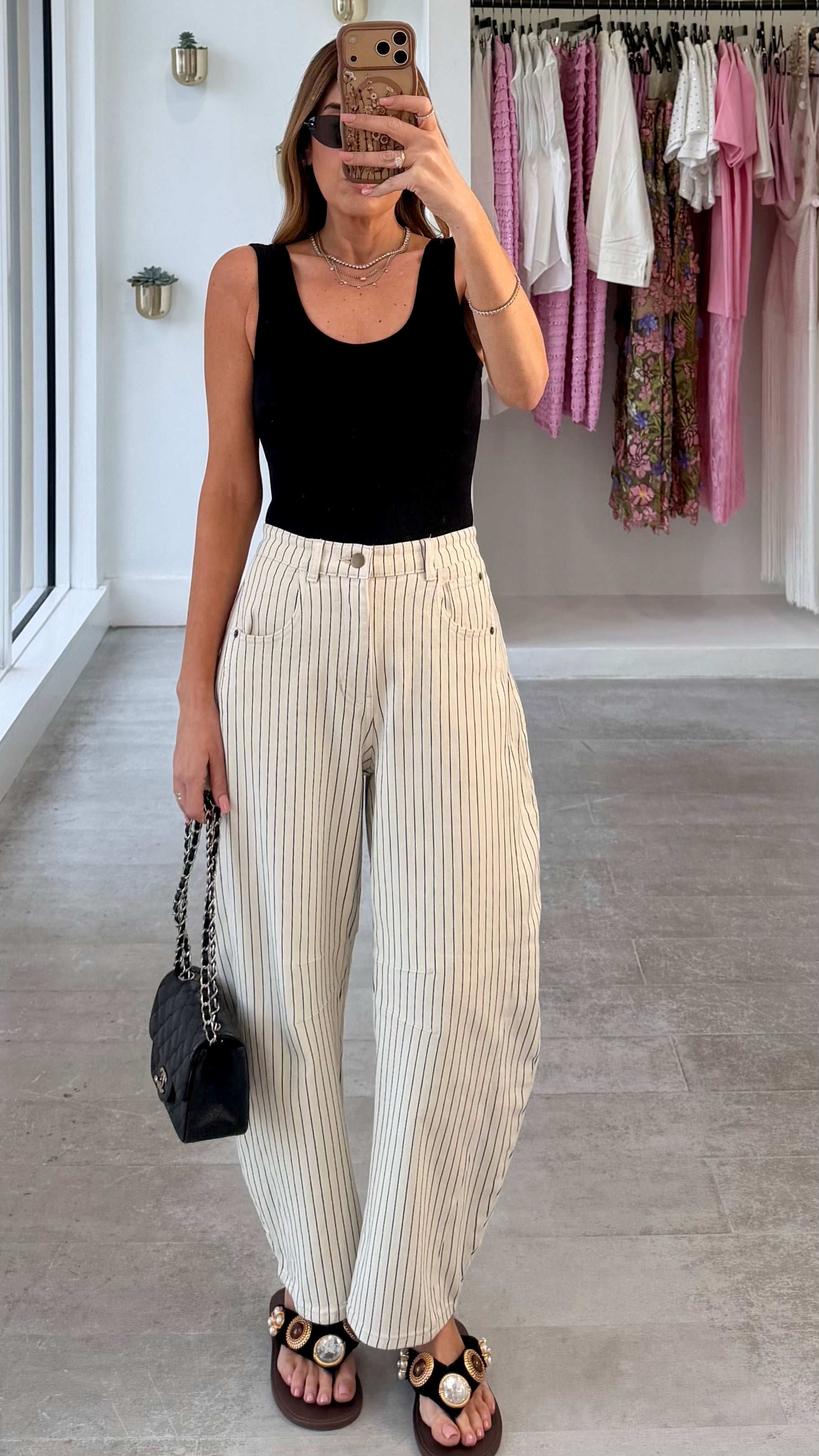TOP RIPPED TANK