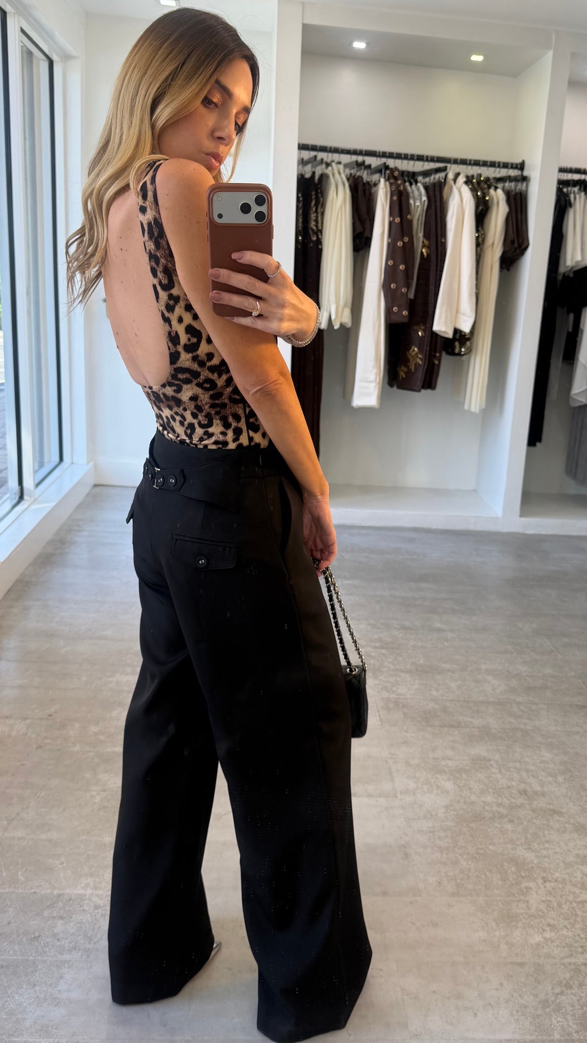 FLUID TAILORED PANTS