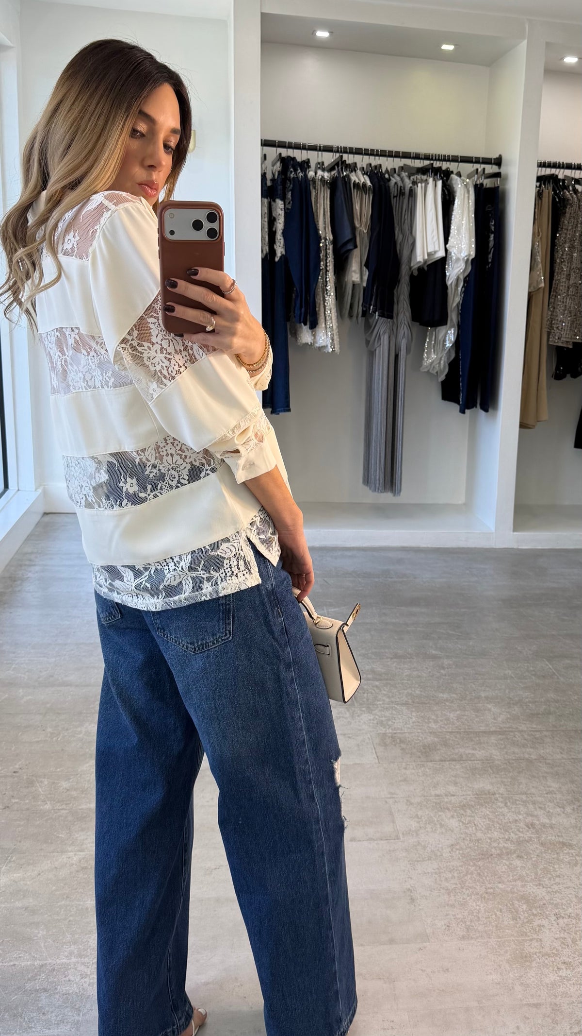 LACE CONTRAST DENIM