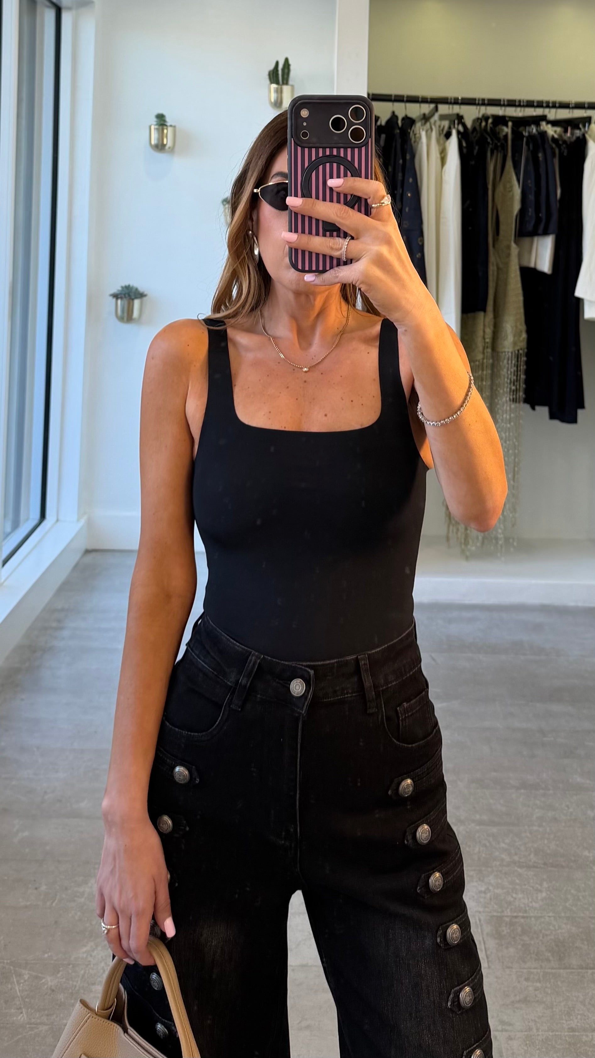 BLACK SEAMLESS BODY