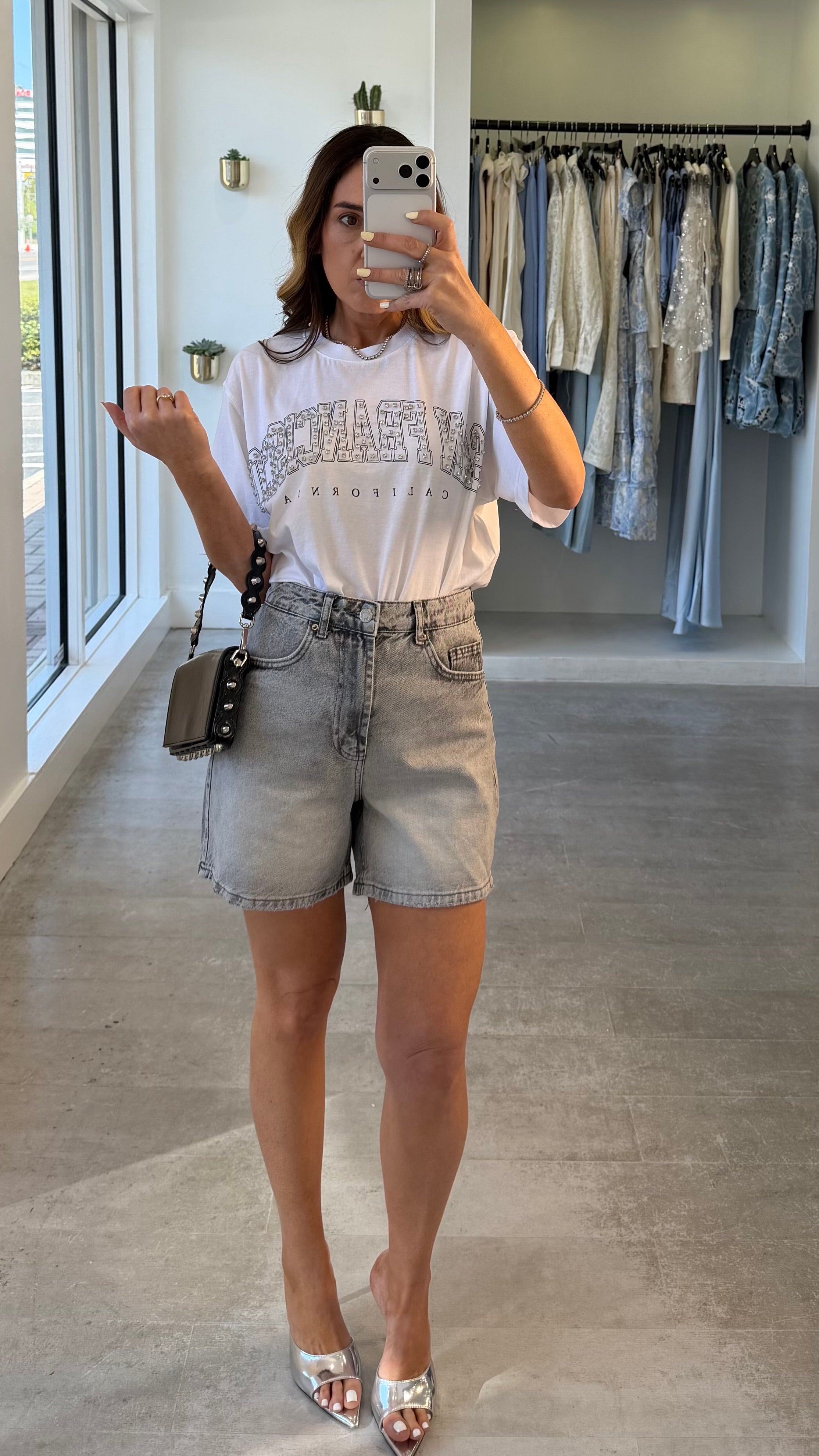 GREY MOM SHORTS
