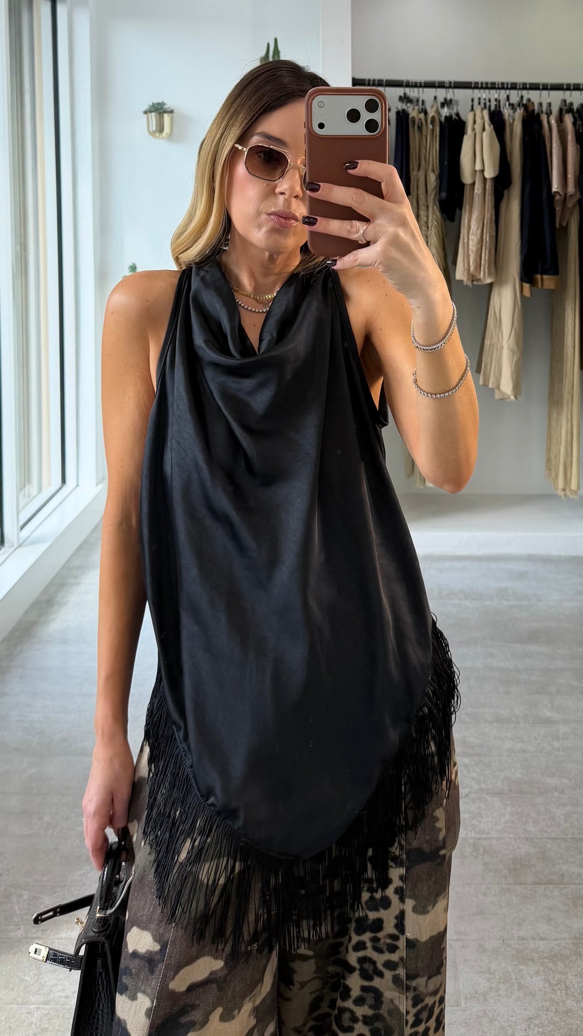 NOIR FRINGE TOP