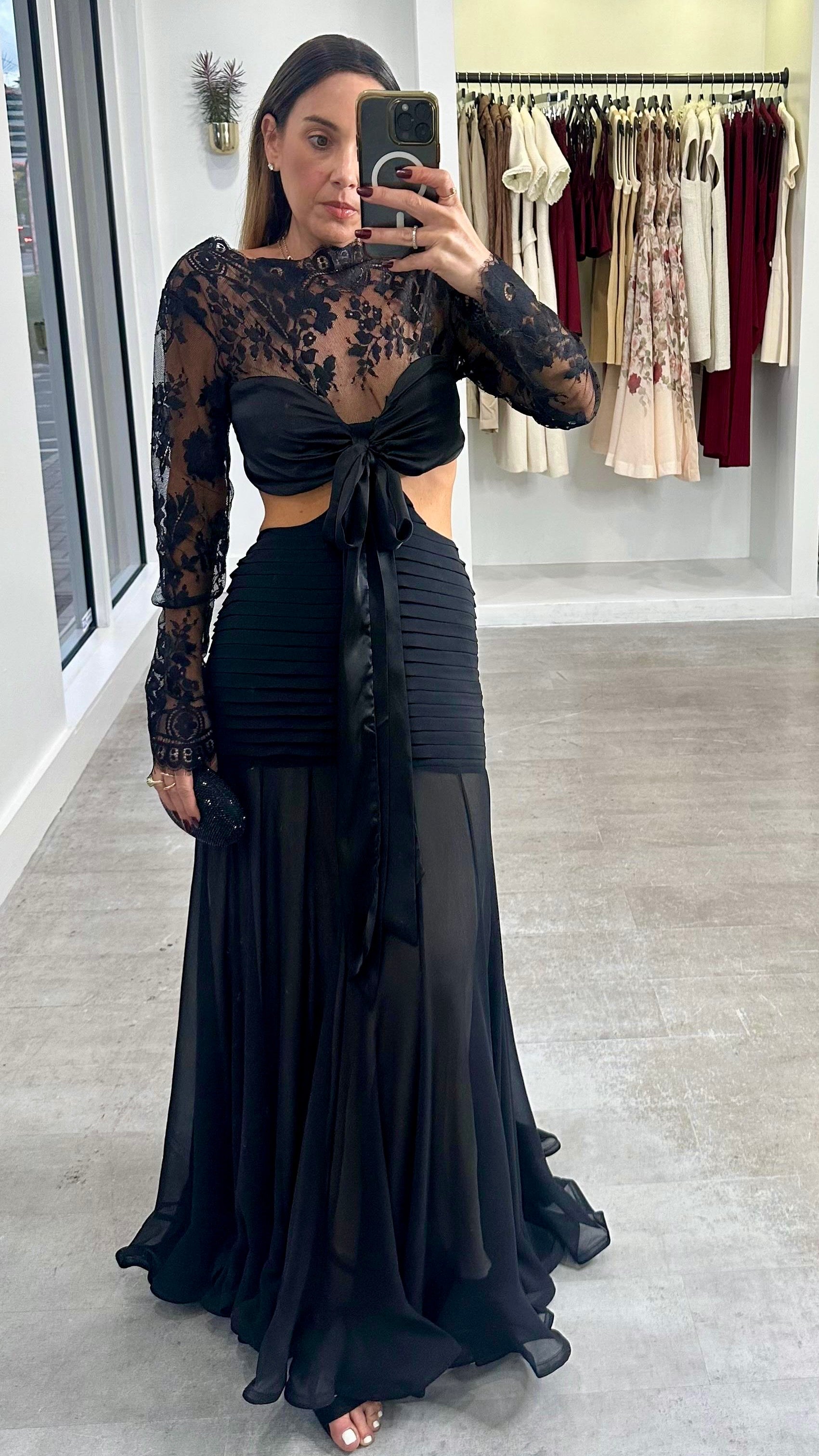MIDNIGHT LACE ELEGANCE GOWN