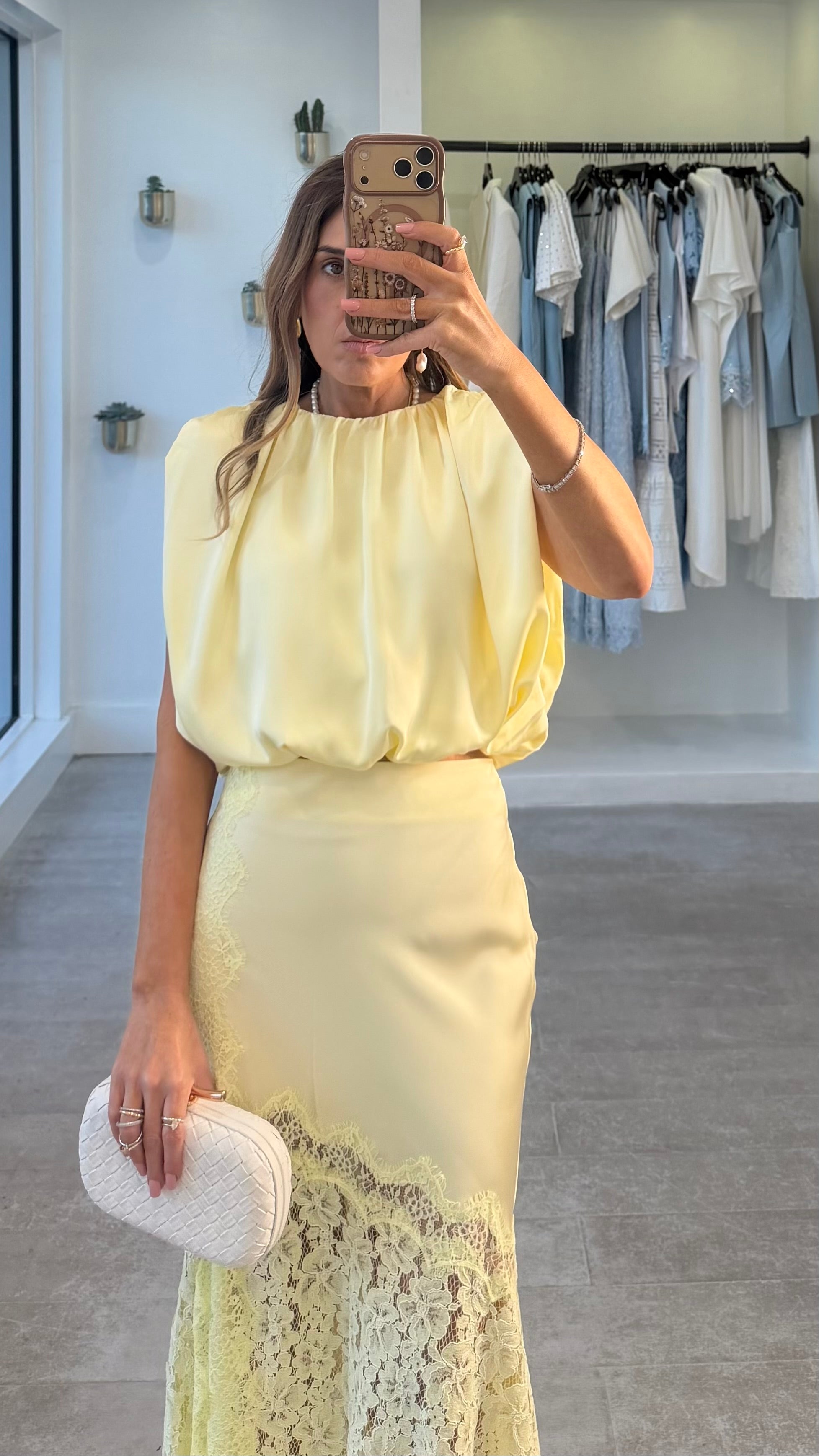 BUTTER LACE MIDI SKIRT