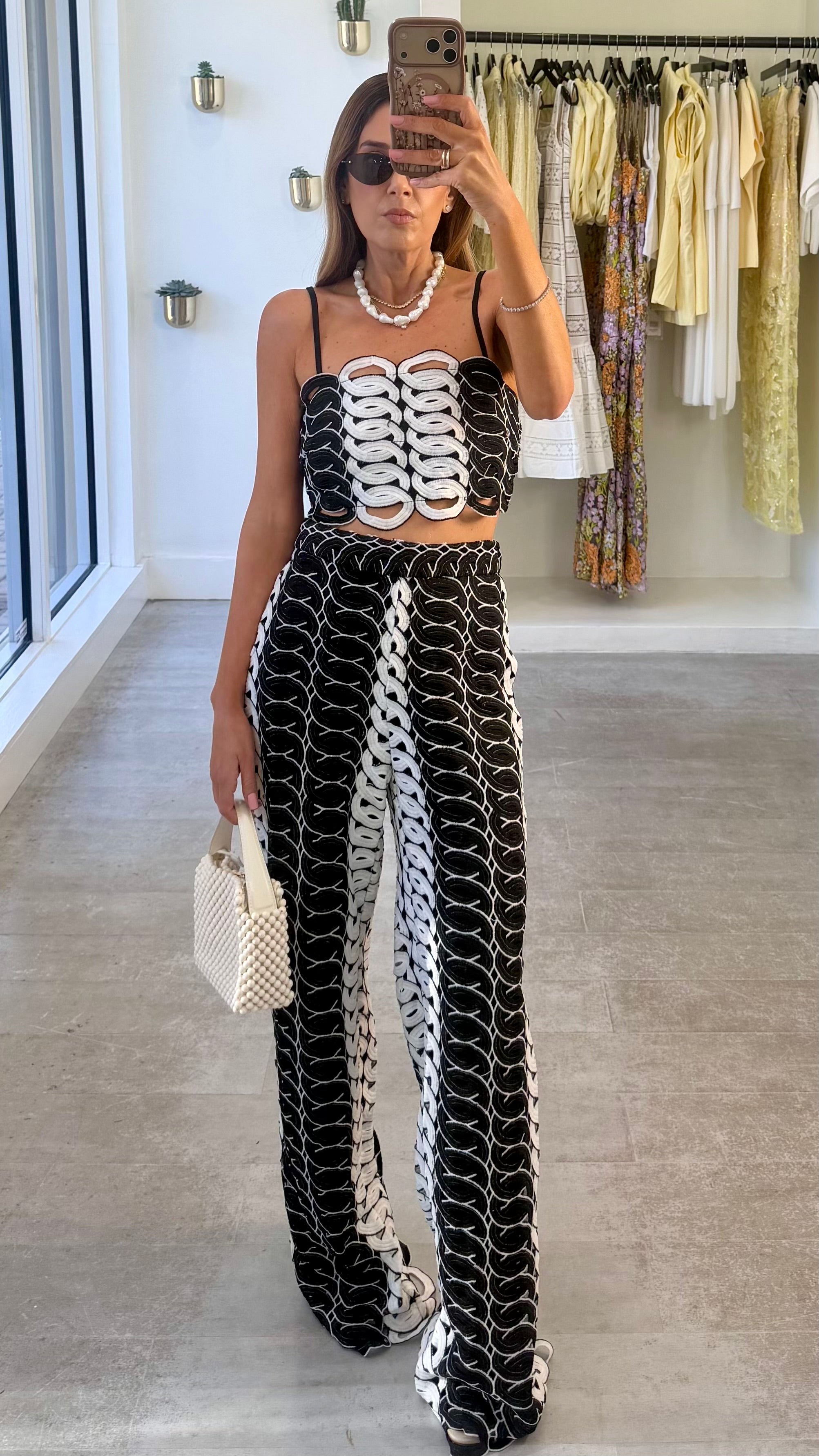 THE MYKONOS SET