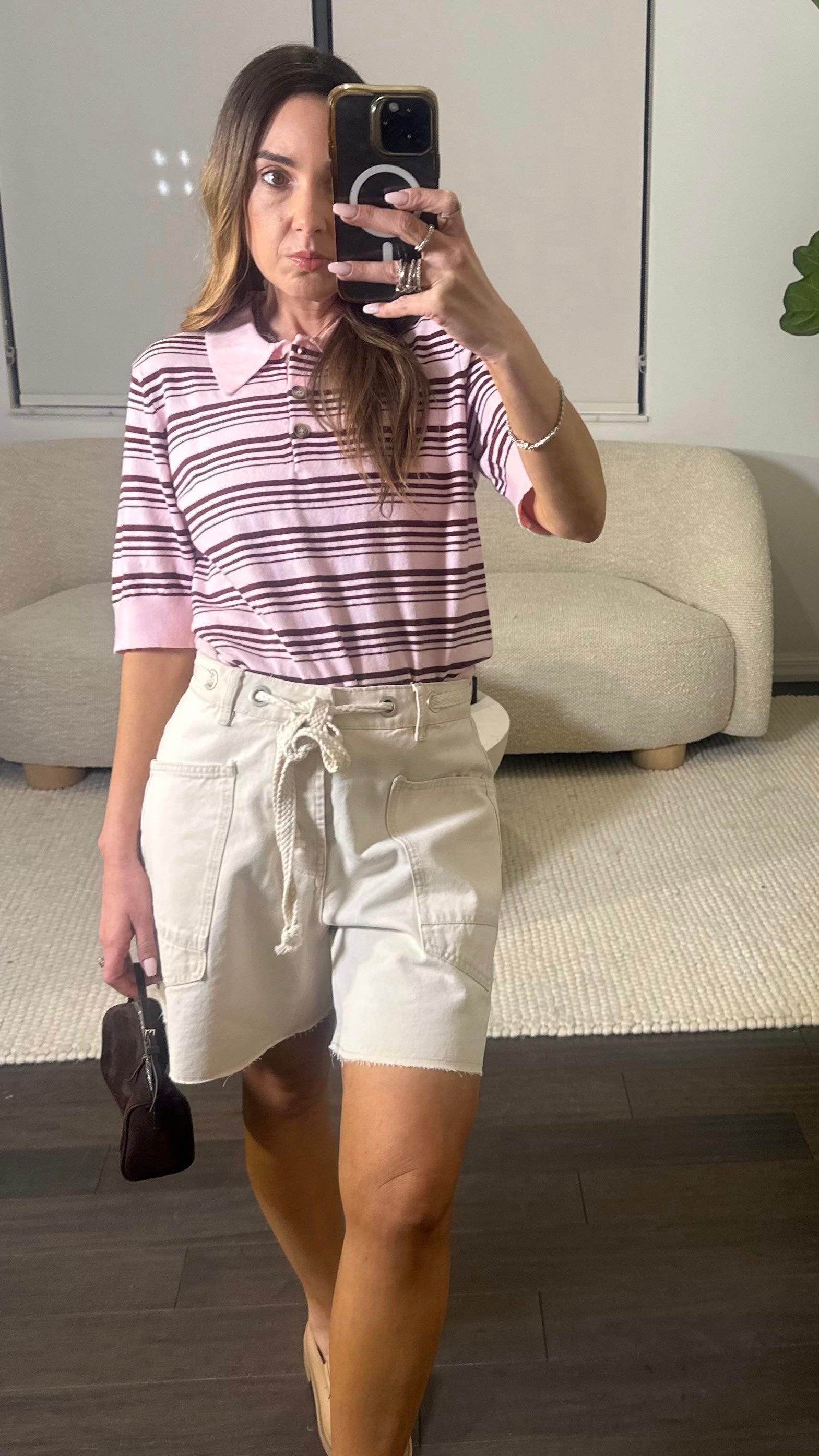 CREAM DRAWSTRING SHORTS