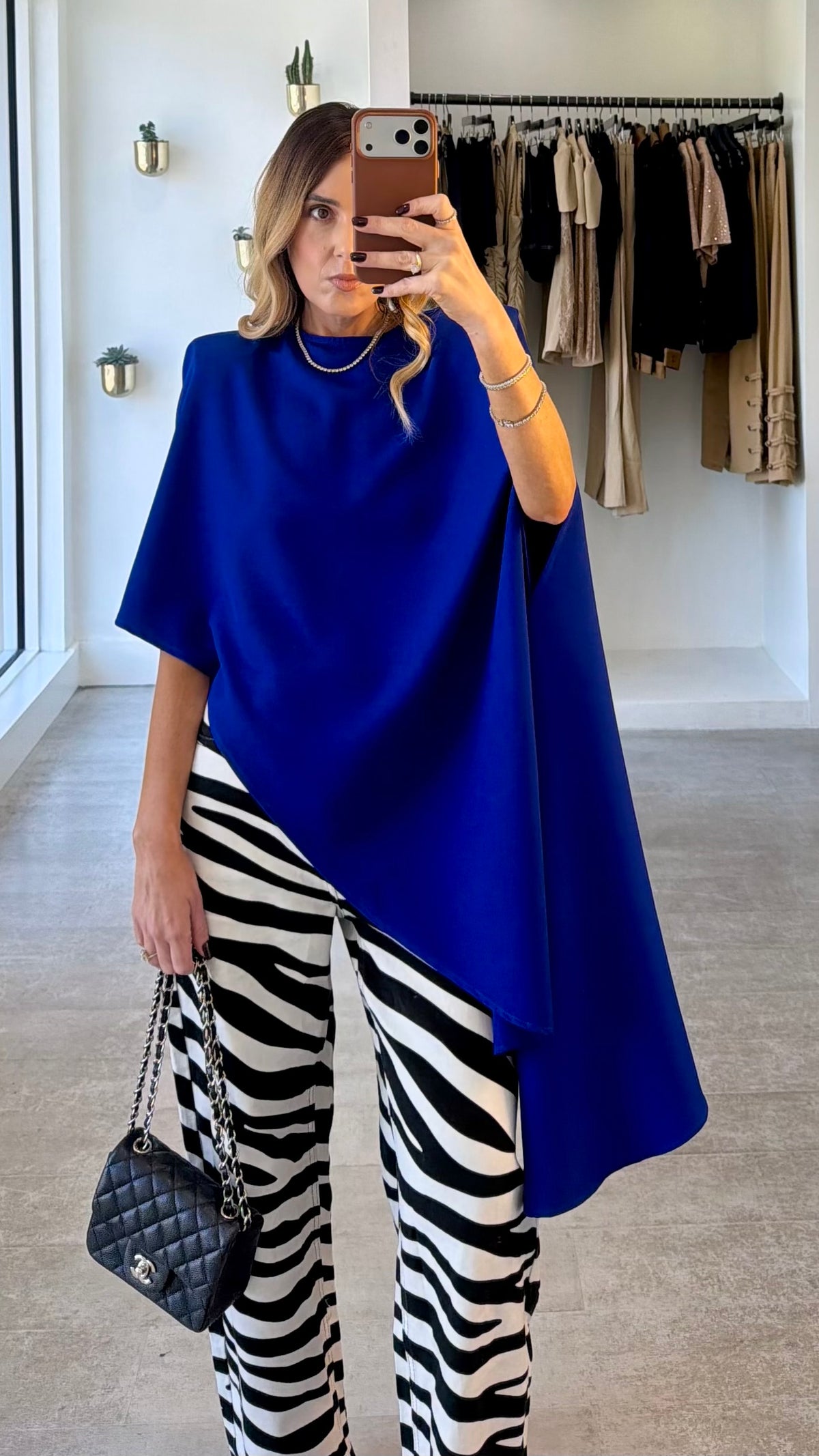COBALT MUSE CAPE