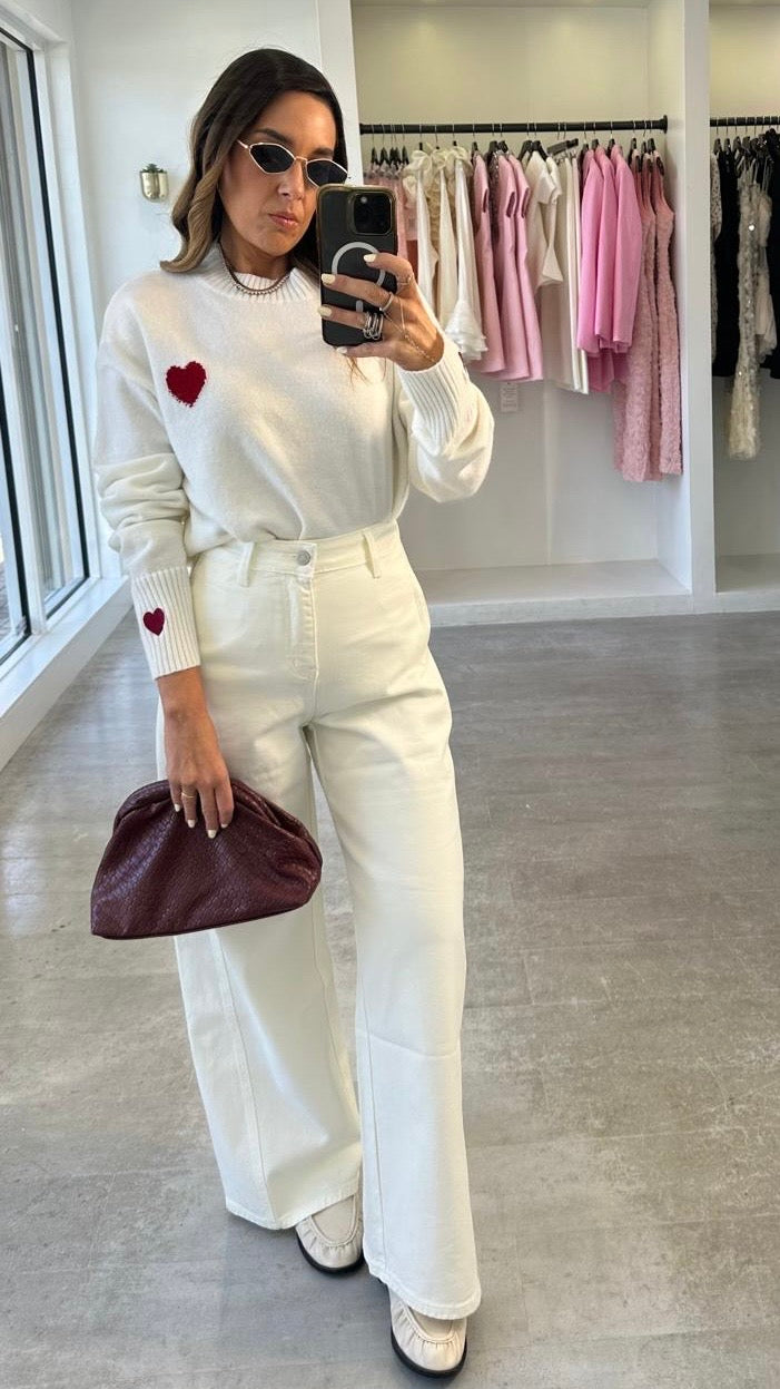 WHITE HEART SWEATER