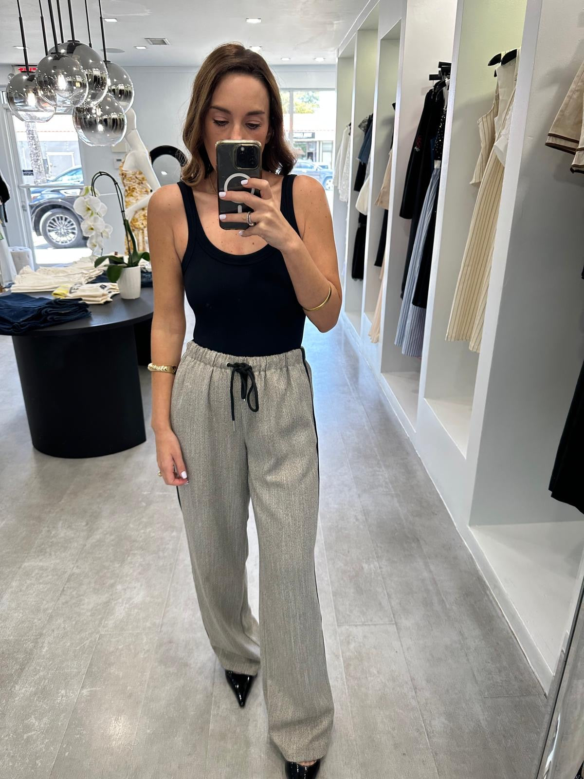 GRAPHITE LUX TUXEDO