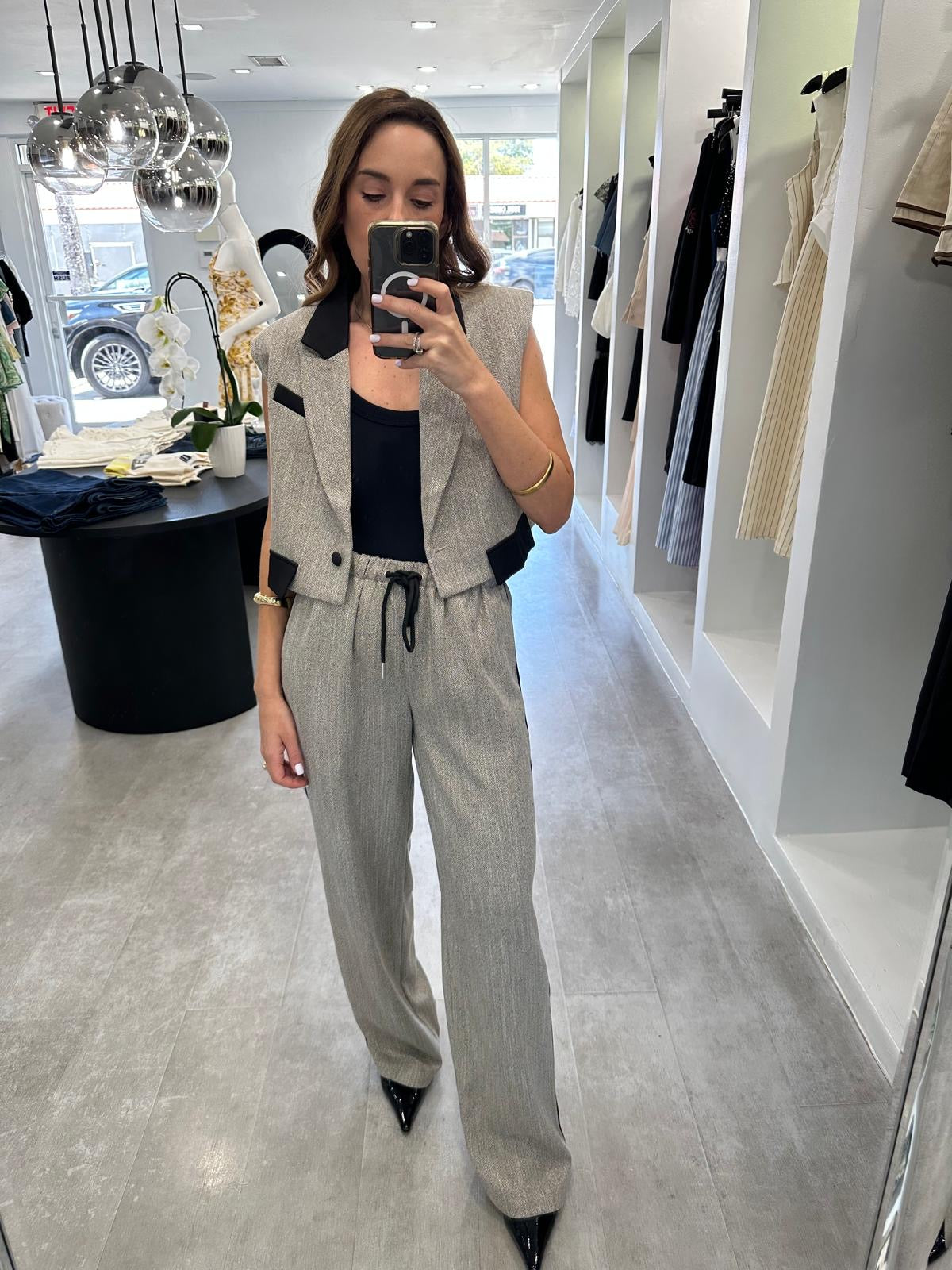 GRAPHITE LUX TUXEDO