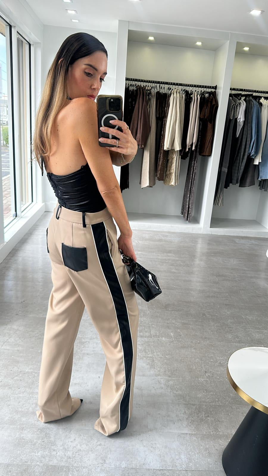 THE NOIR SWAY SET