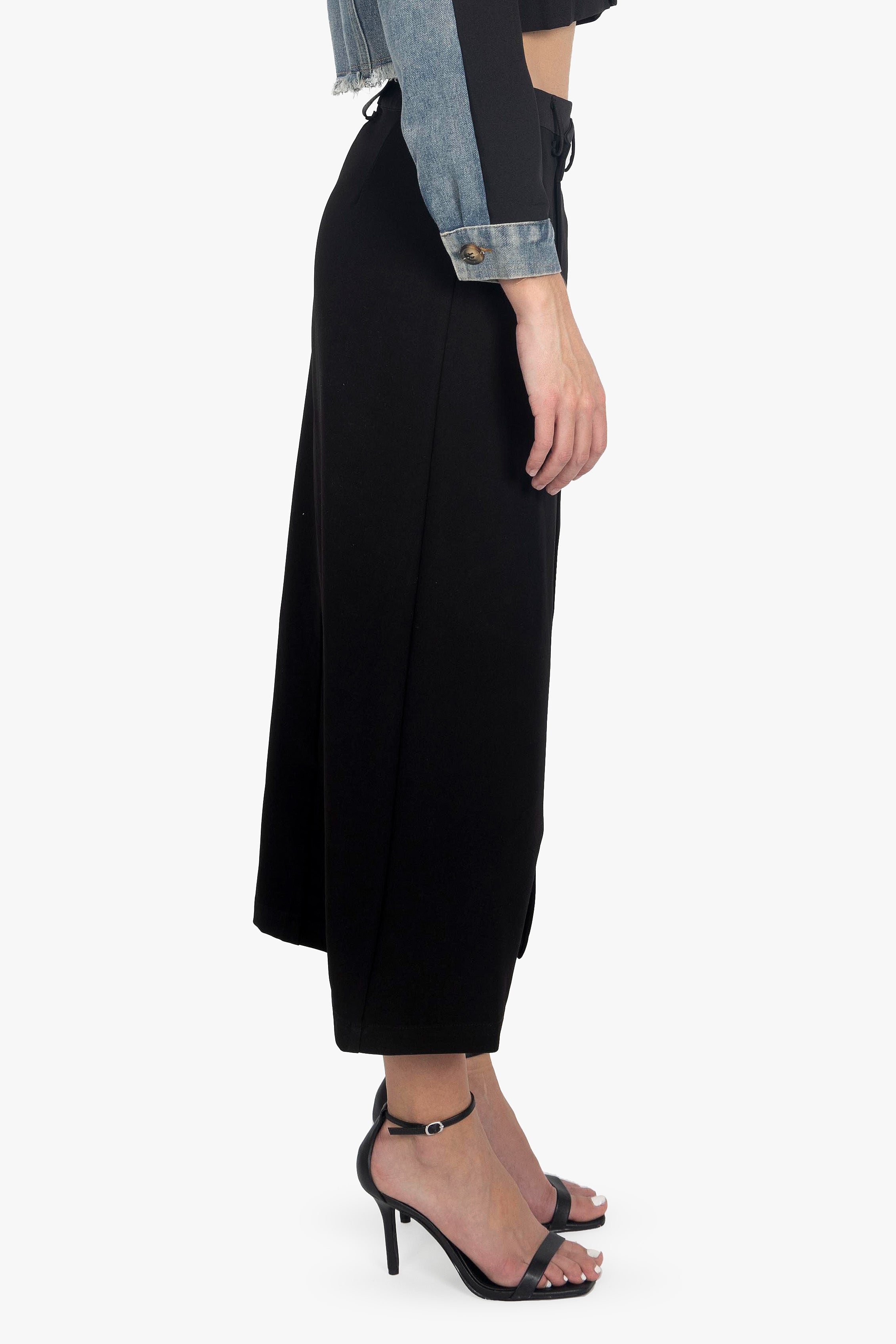 NOIR CROSS WAIST MIDI SKIRT