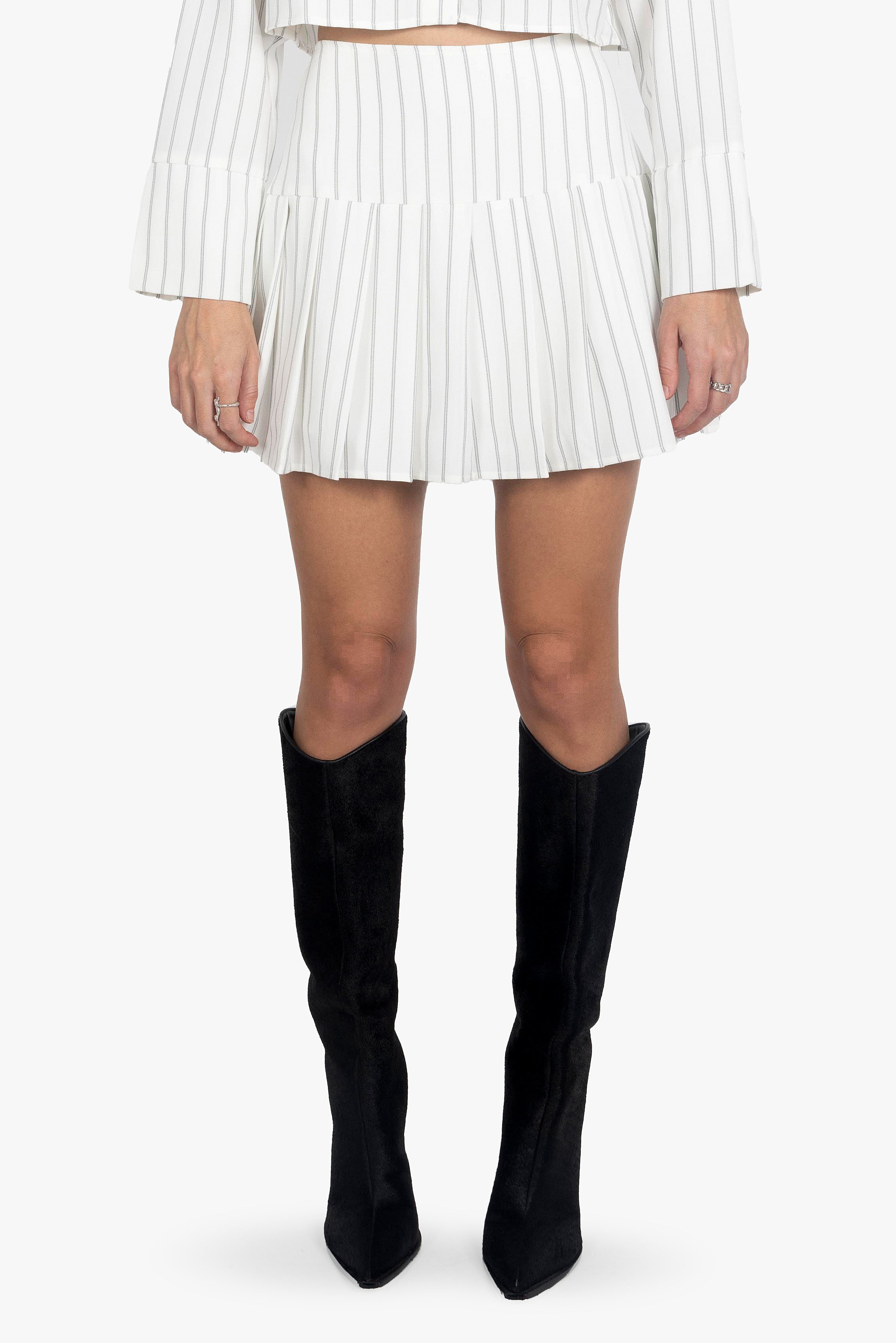 WHITE STRIPED PLEATED SKIRT