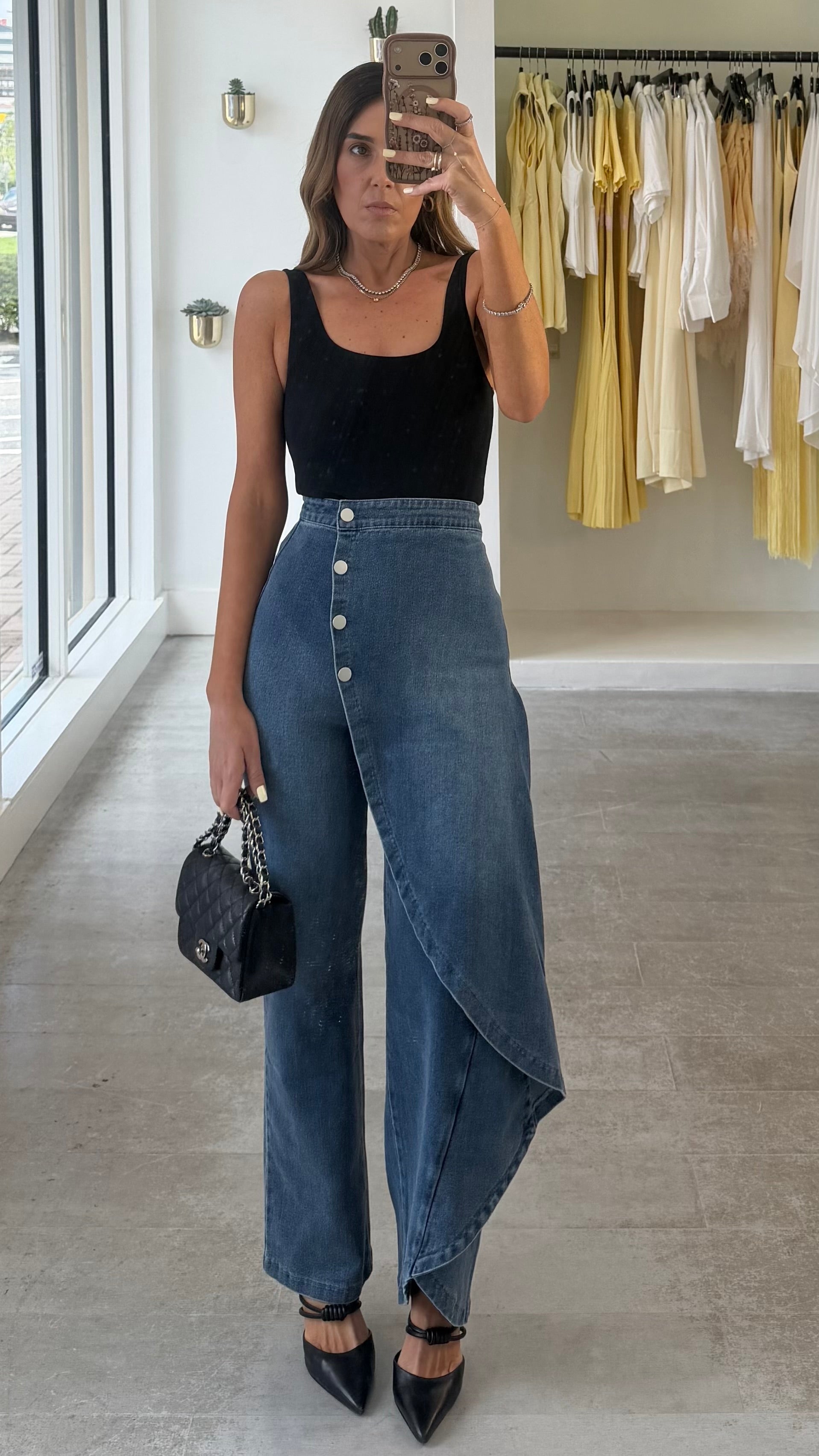 EDGE BUTTON DENIM