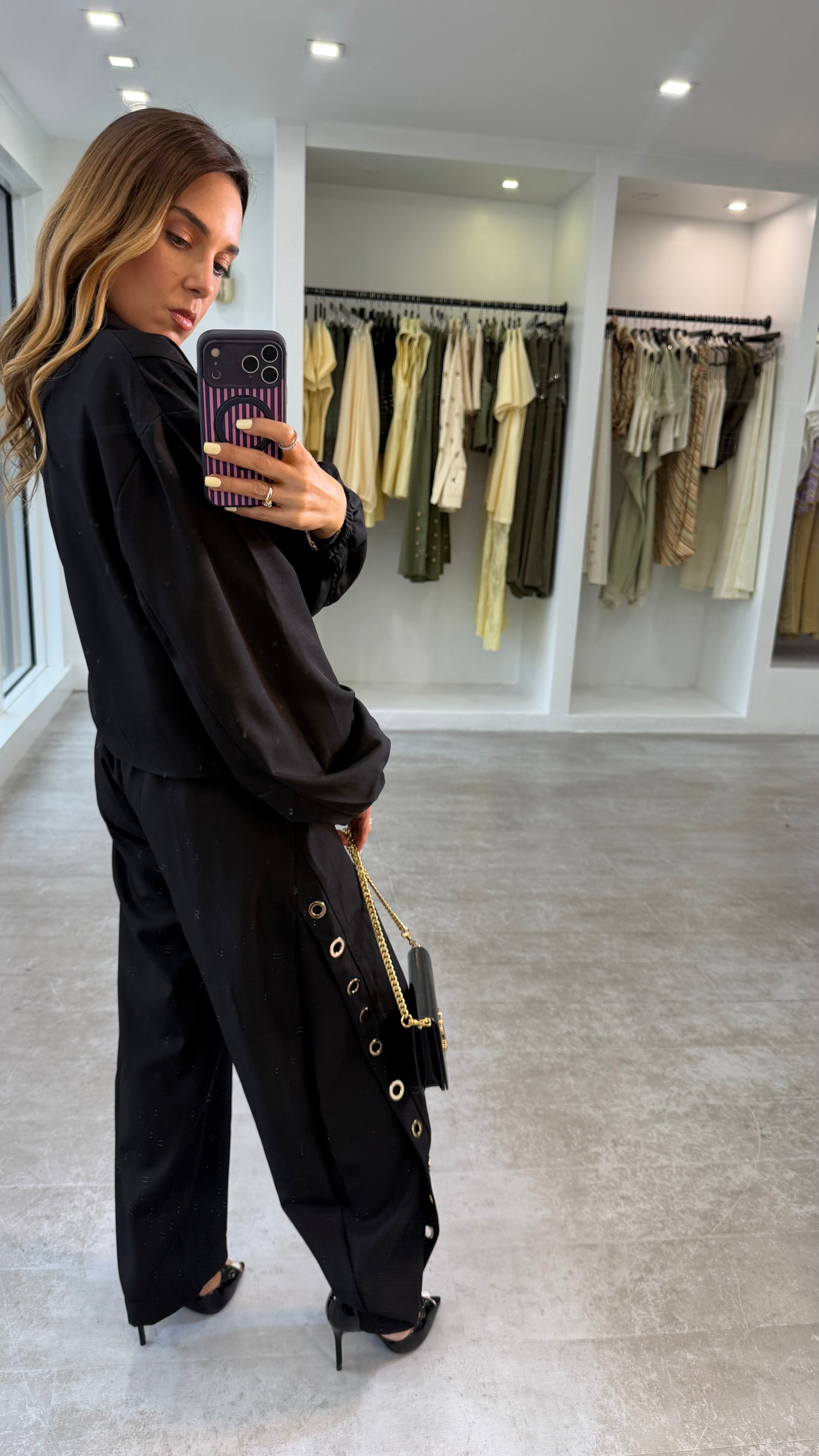 NOIR ARO PANT SET