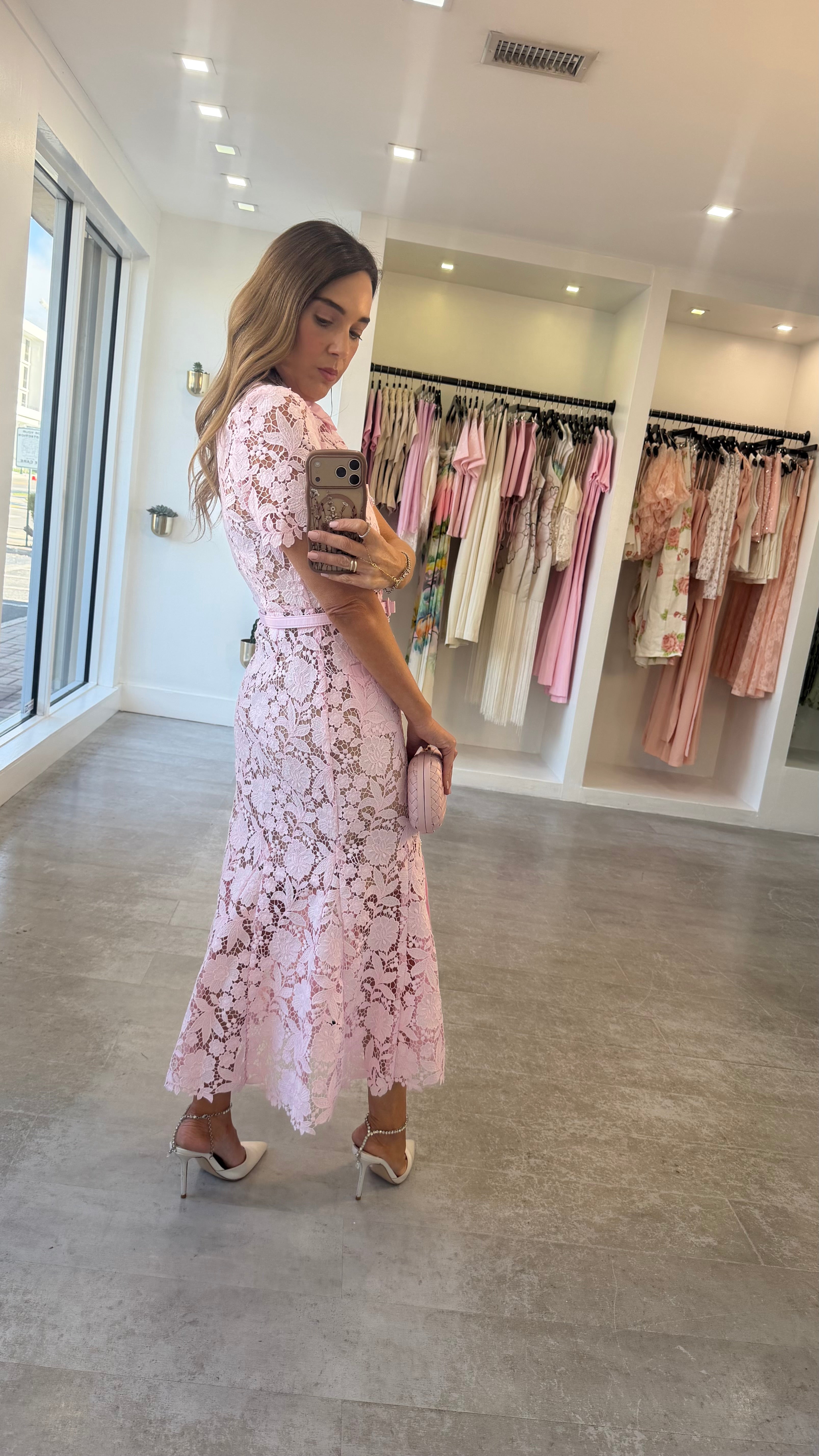 PINK COLLAR LACE DRESS
