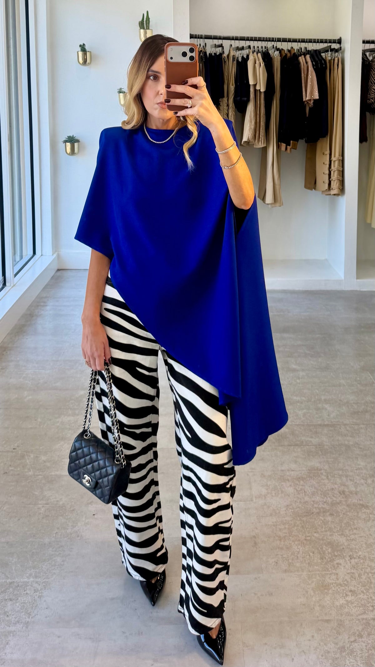 COBALT MUSE CAPE