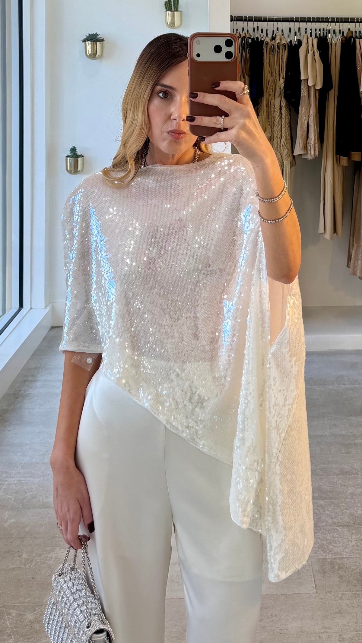 STARLIGHT SEQUIN CAPE