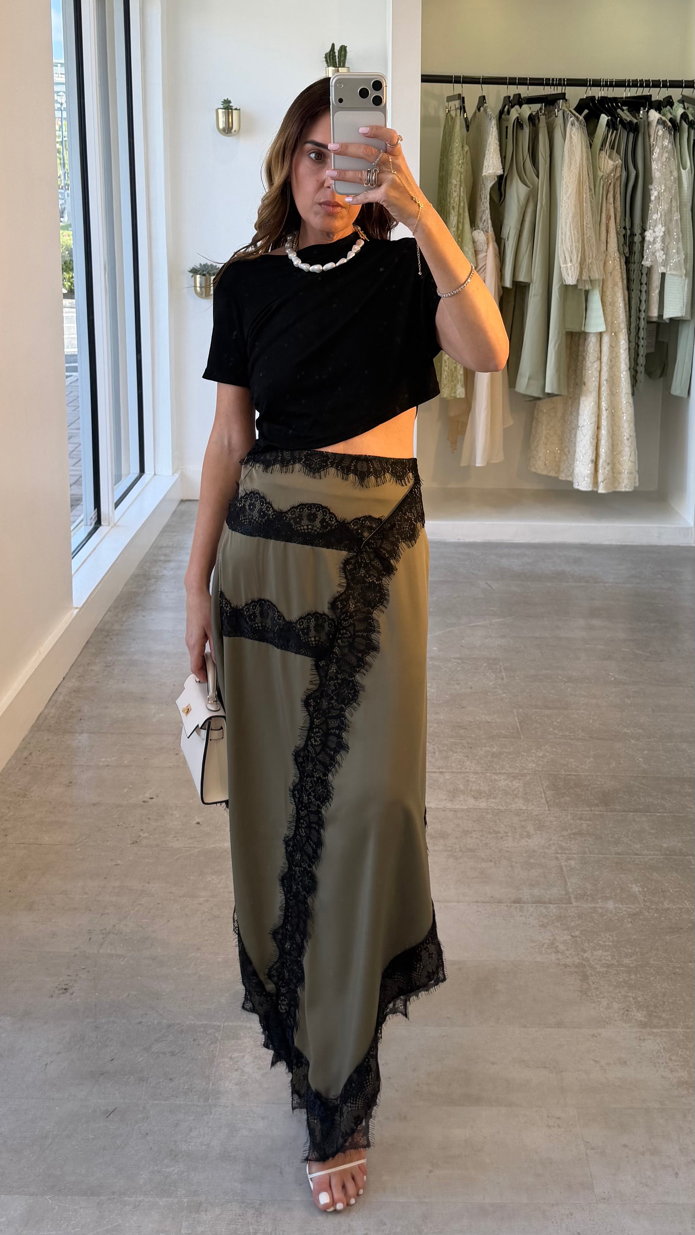 LUXE LACE CONTRAST DRESS