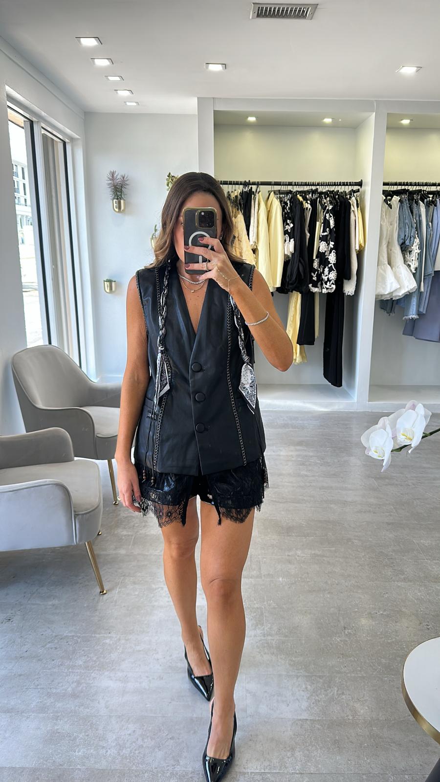 BANDANA LACE VEST
