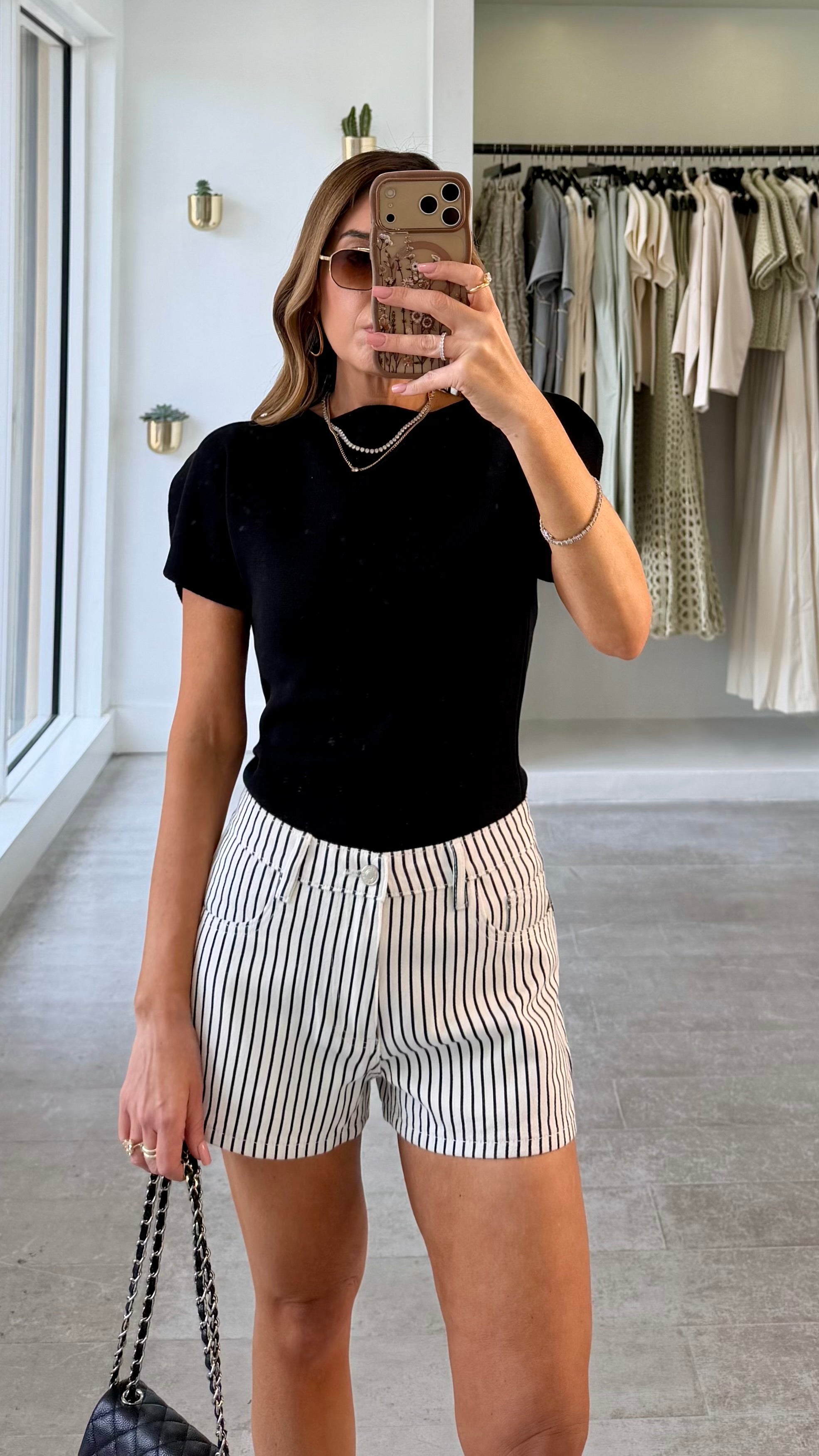 BLACK PUFF KNIT TOP