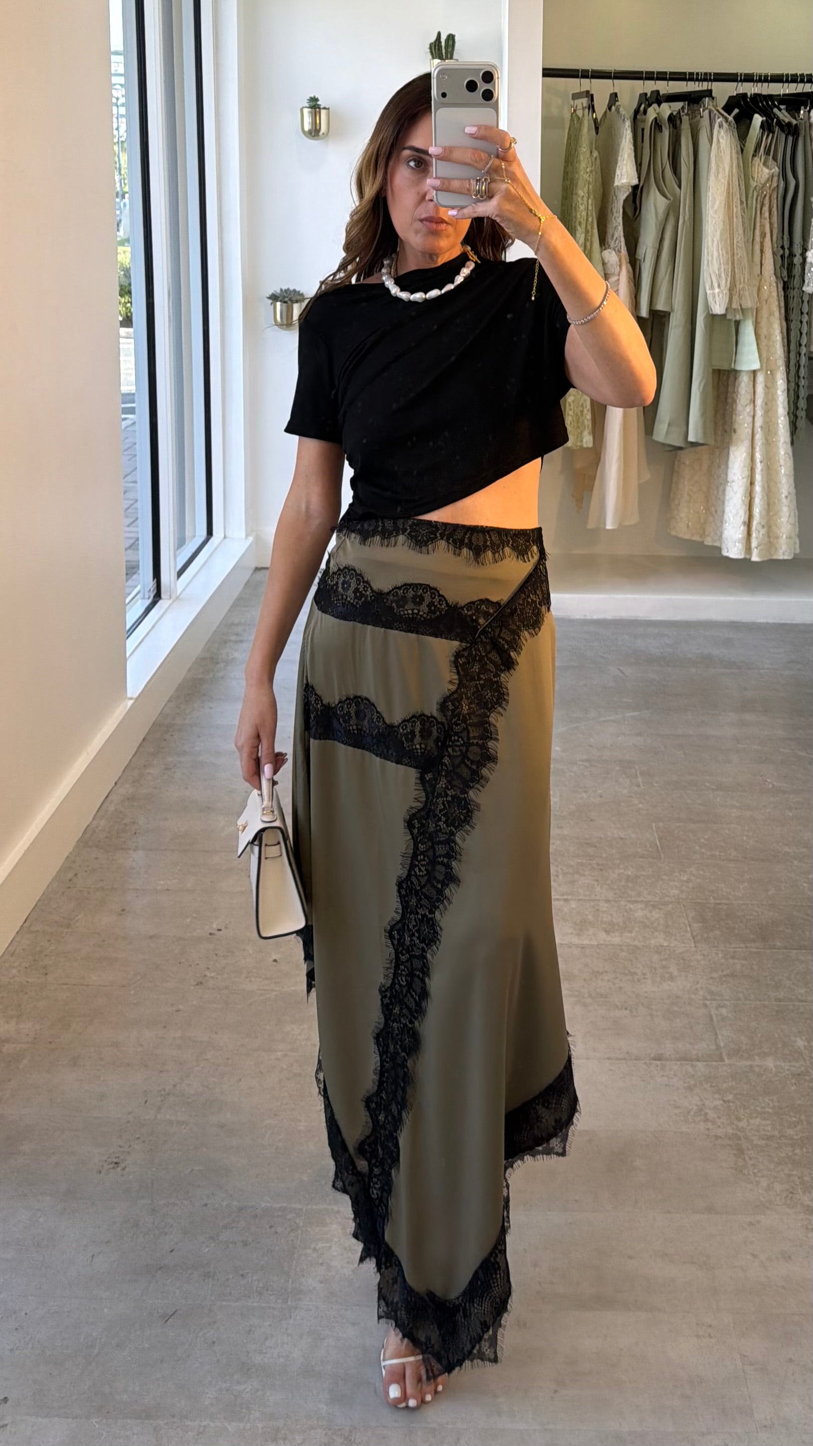 LUXE LACE CONTRAST DRESS