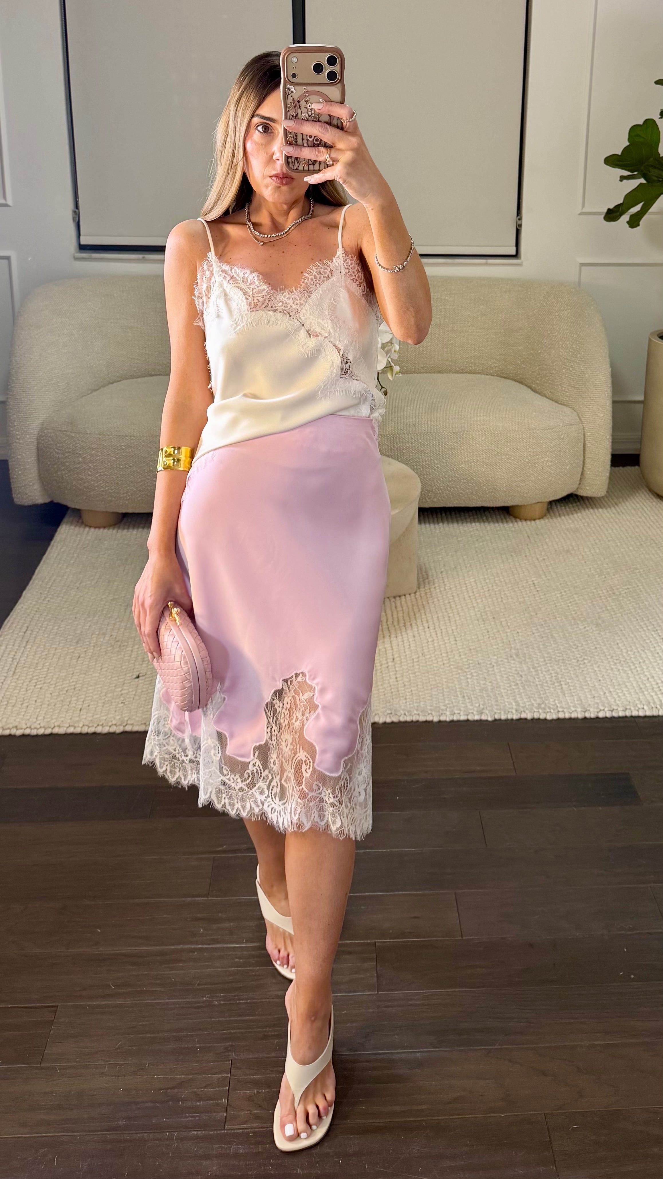 BLUSH AFFAIR LACE SKIRT