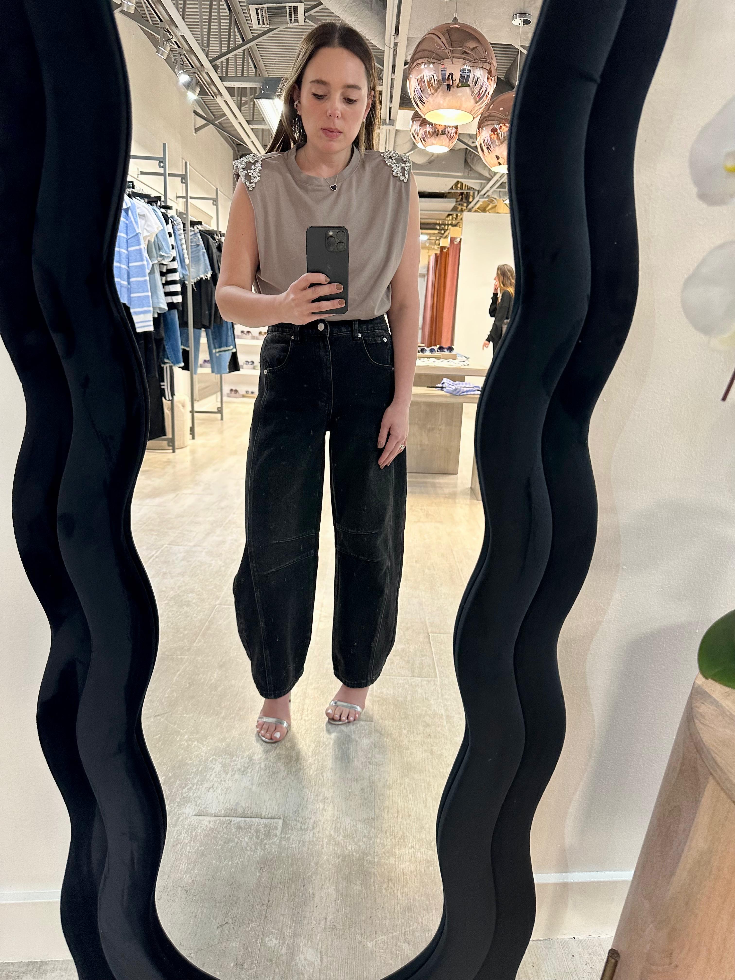Black barrel pants