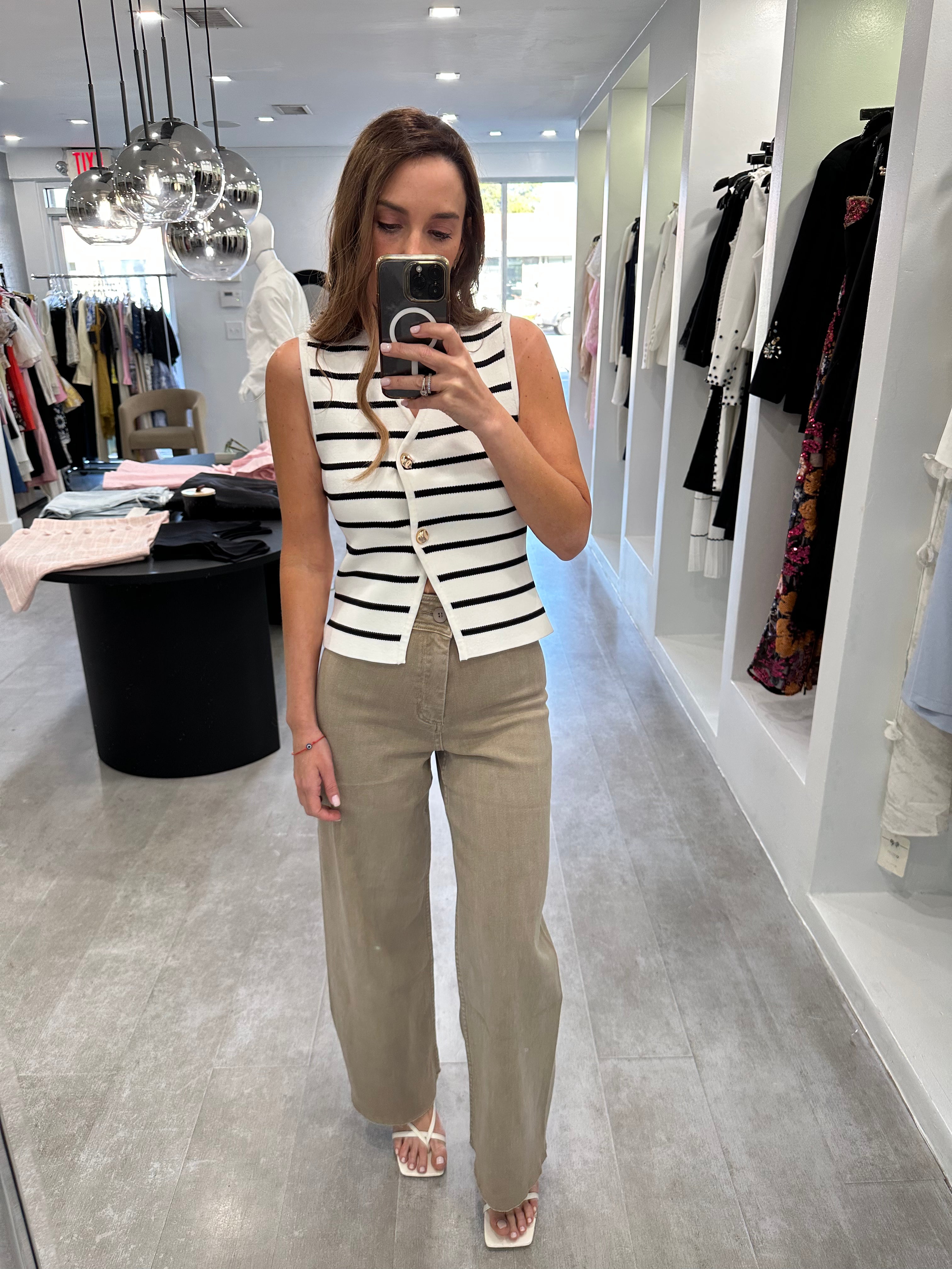 STONE WIDE LEG DENIM