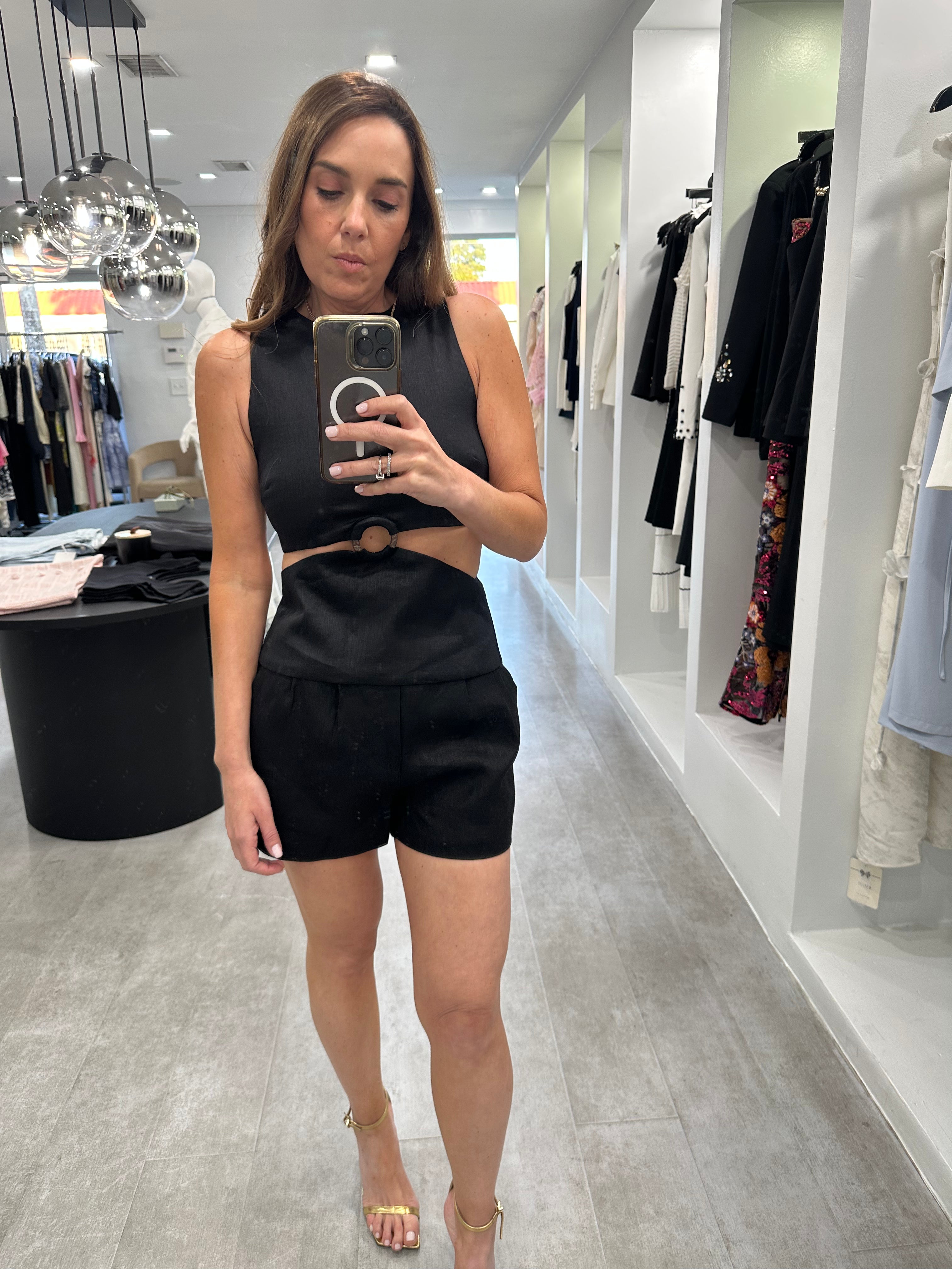 LINEN BLACK CUT-OUT TOP