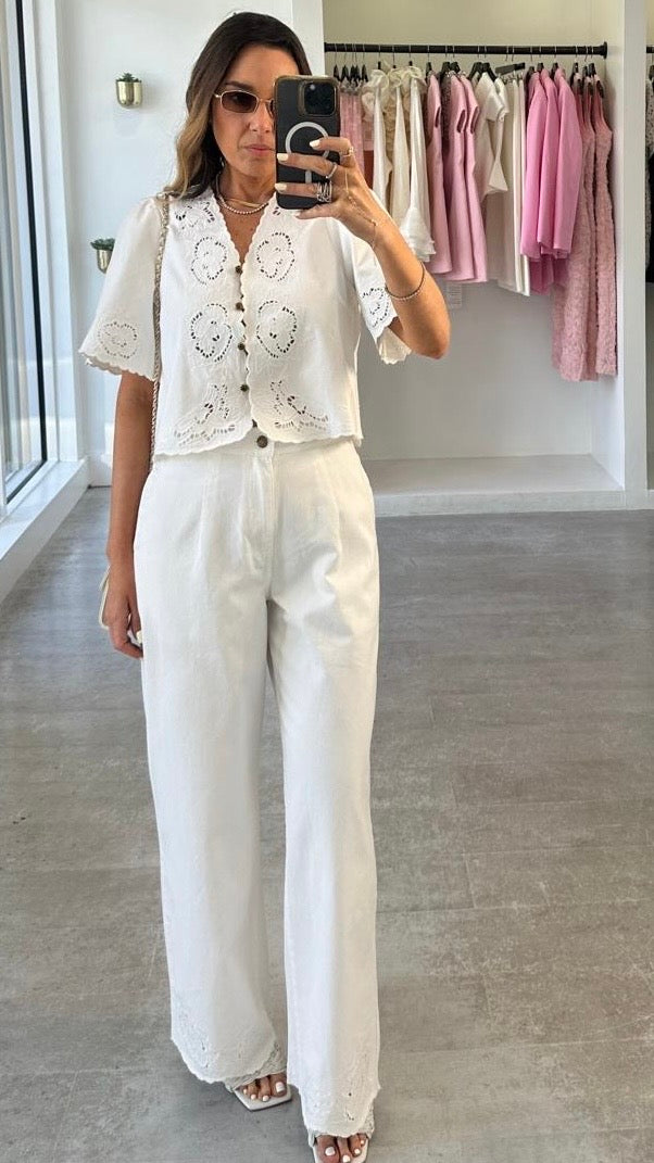 WHITE EMBROIDERED SET