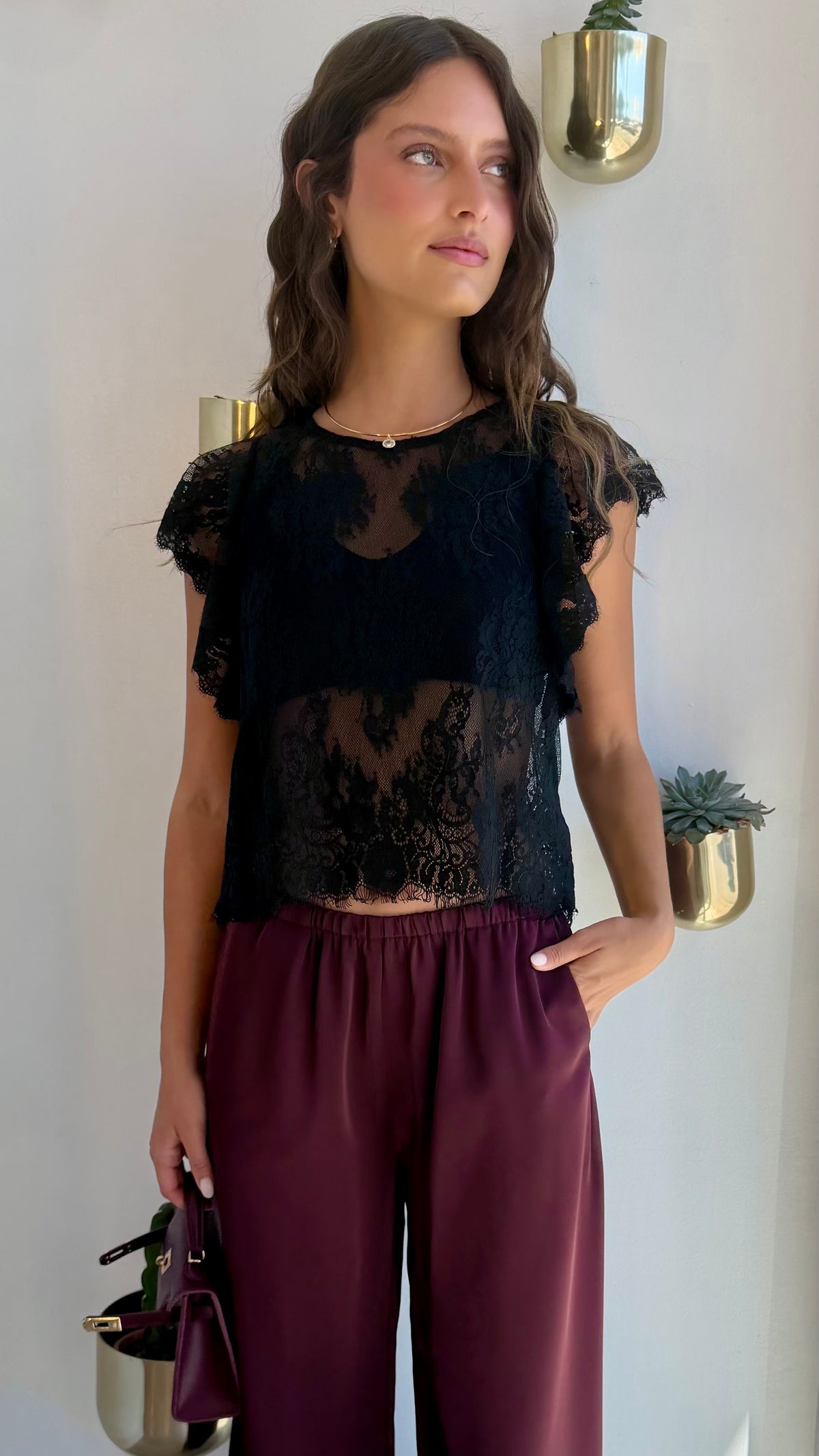NOIR RUFFLE TOP