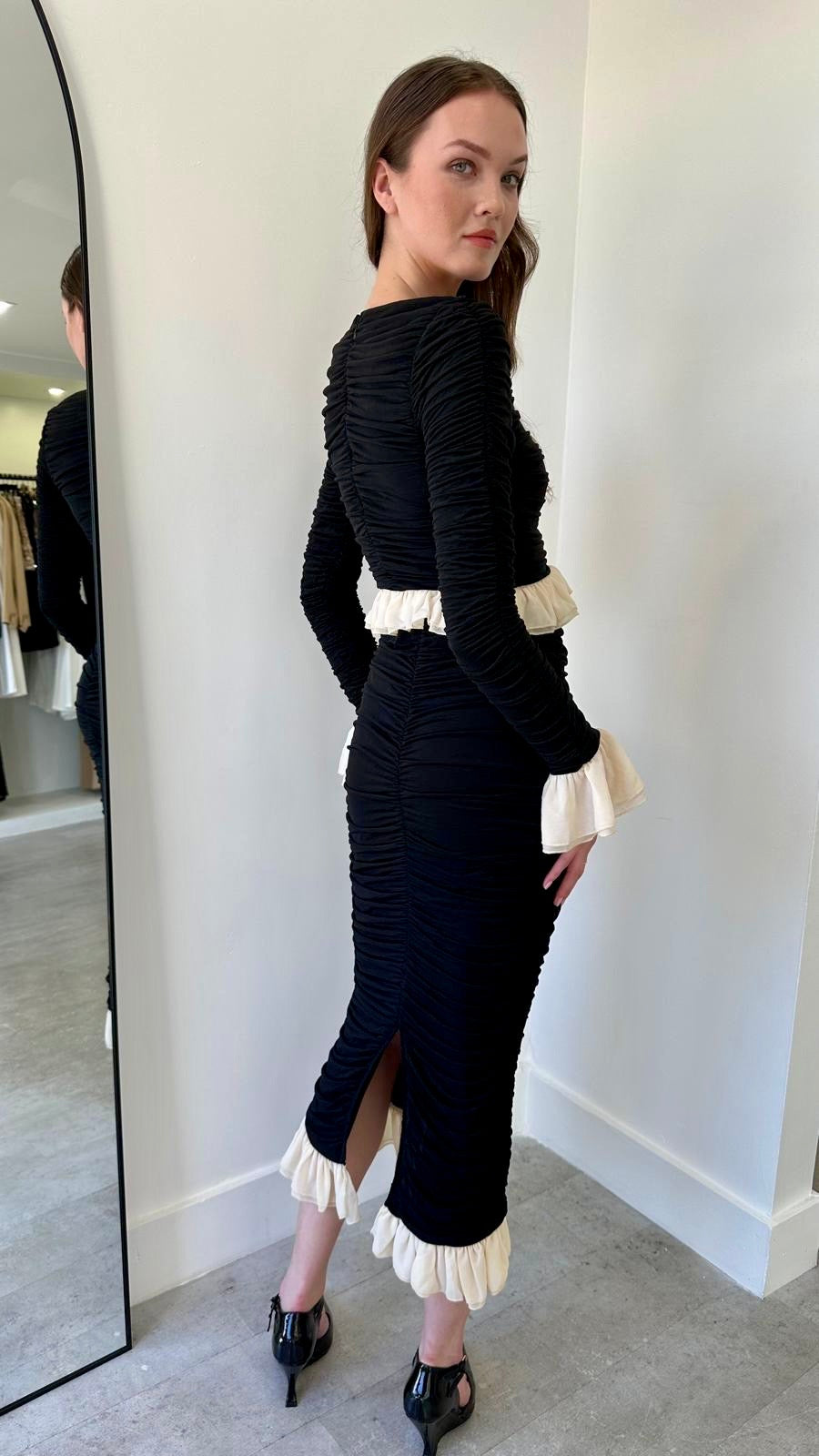 ECLIPSE RUFFLE SET