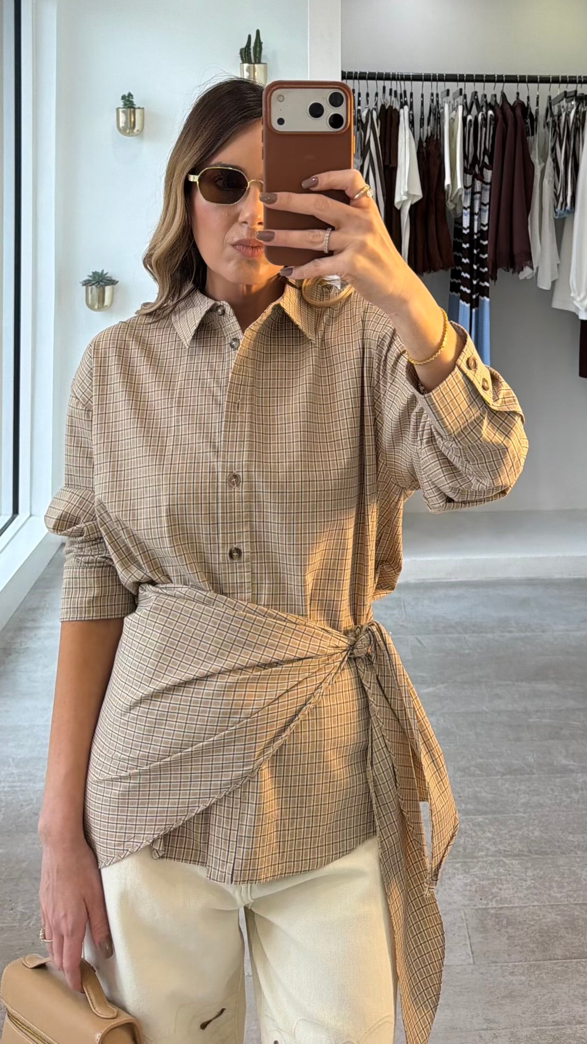 THE OXFORD SHIRT