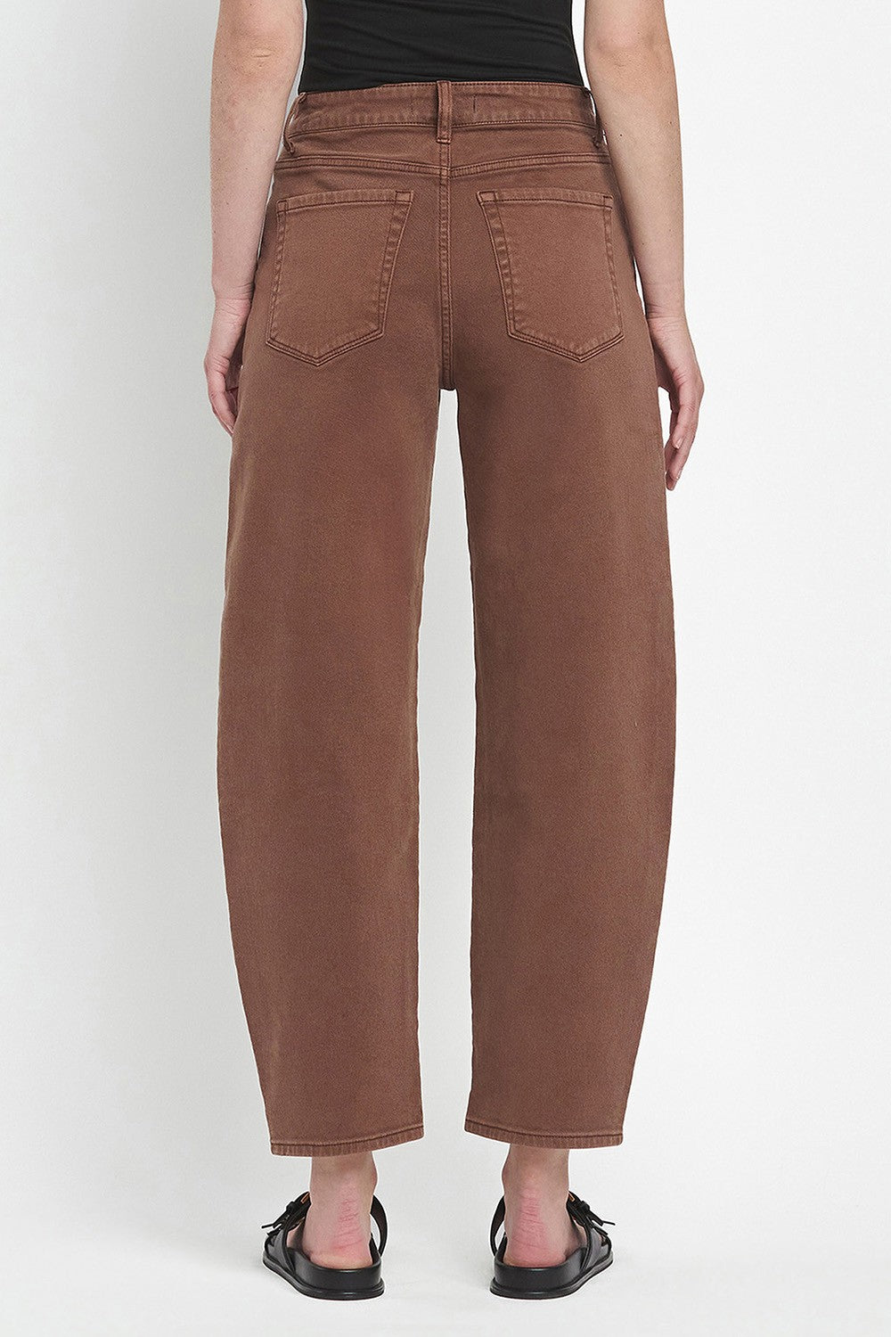 BROWN BARREL JEANS