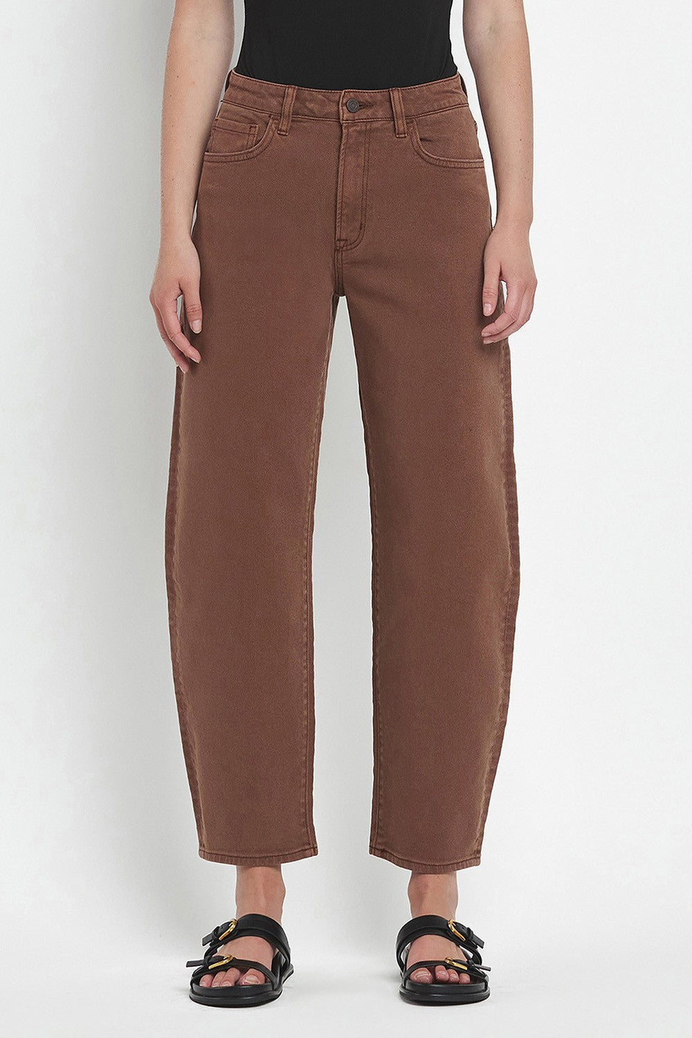 BROWN BARREL JEANS