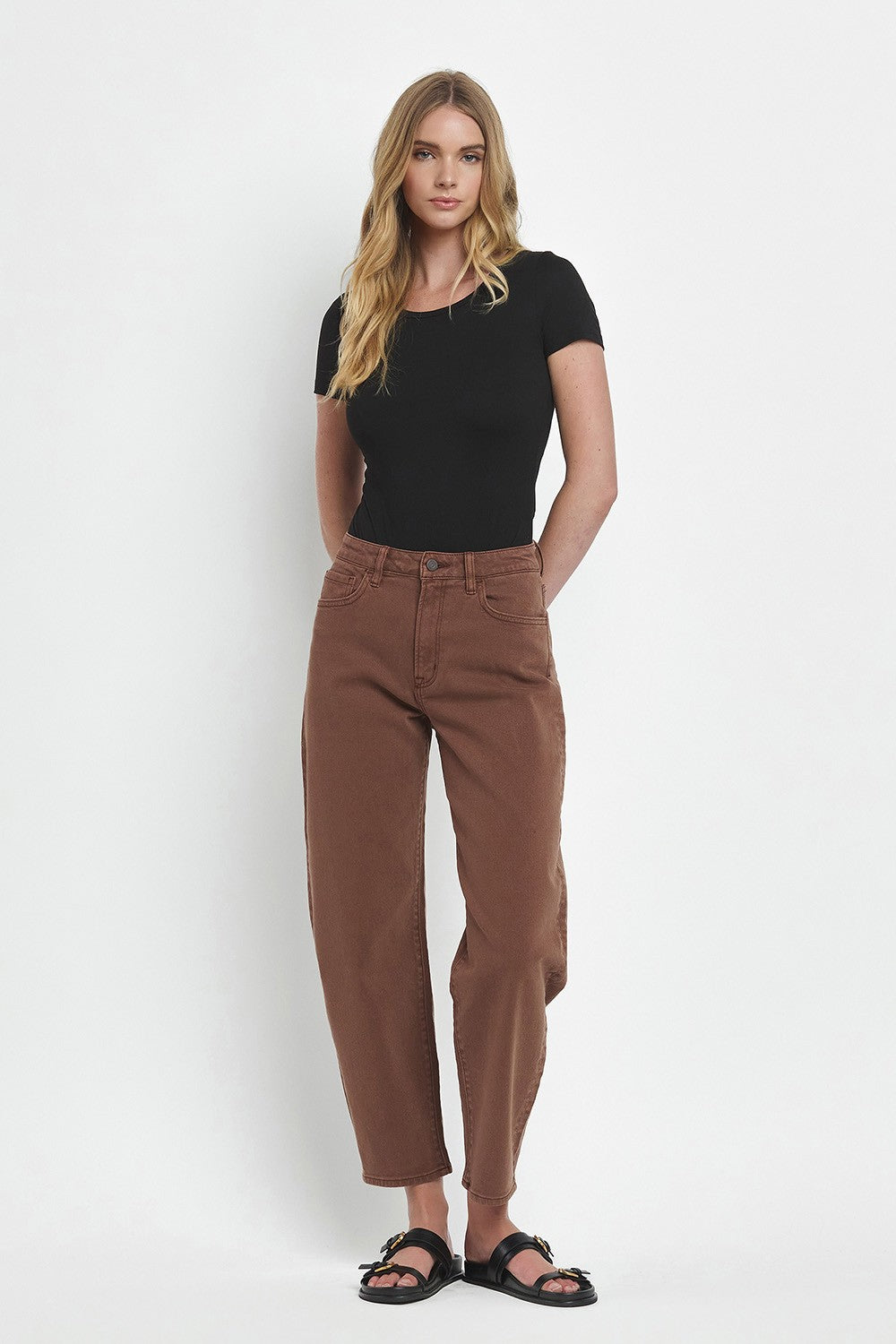 BROWN BARREL JEANS