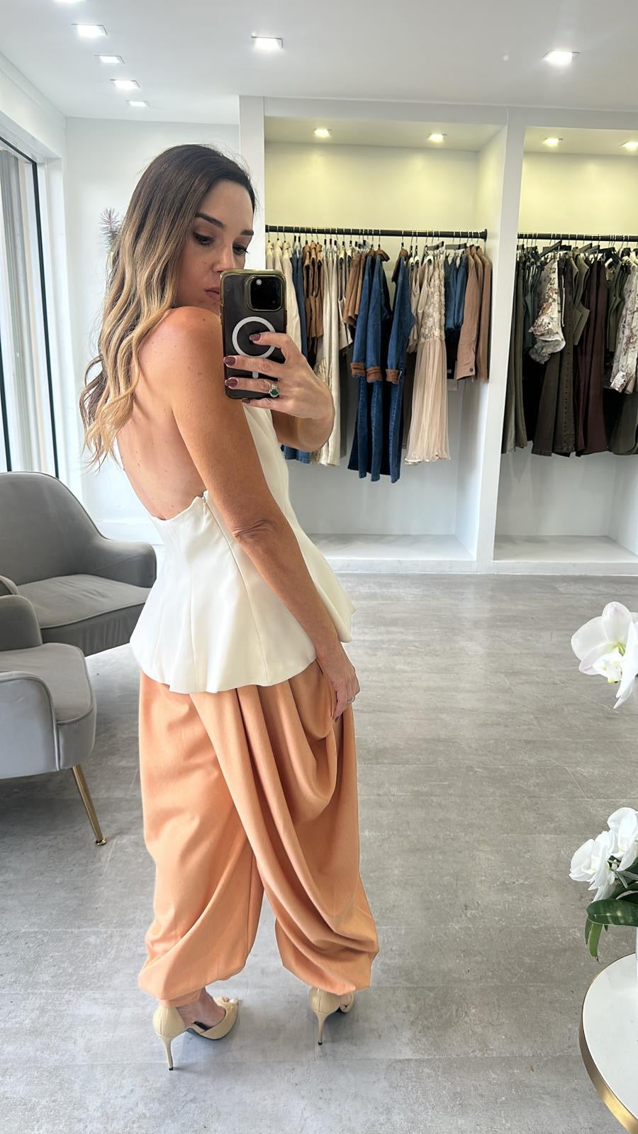 BONE HALTER PEPLUM TOP