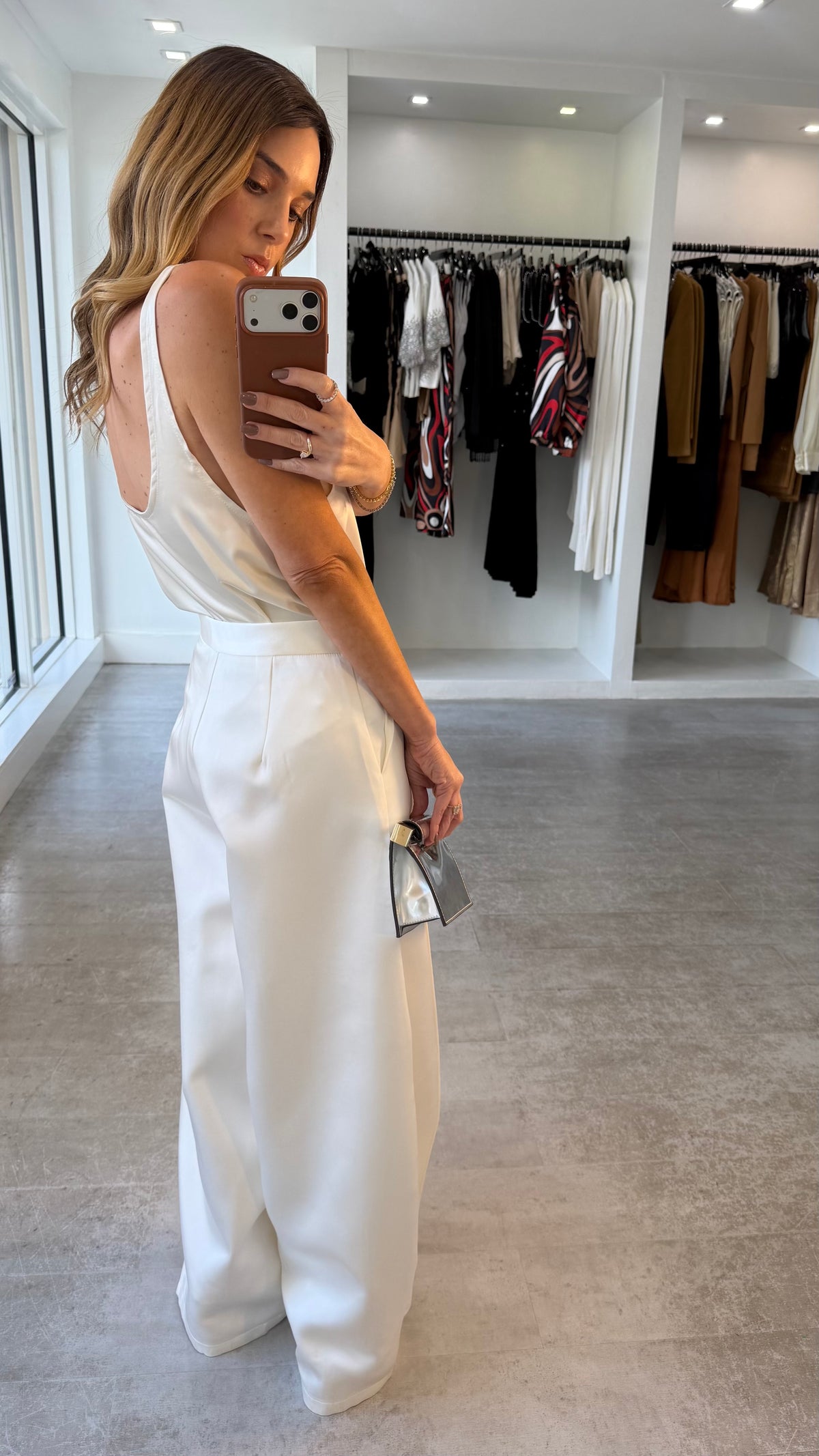 THE CRÈME SILK TOP