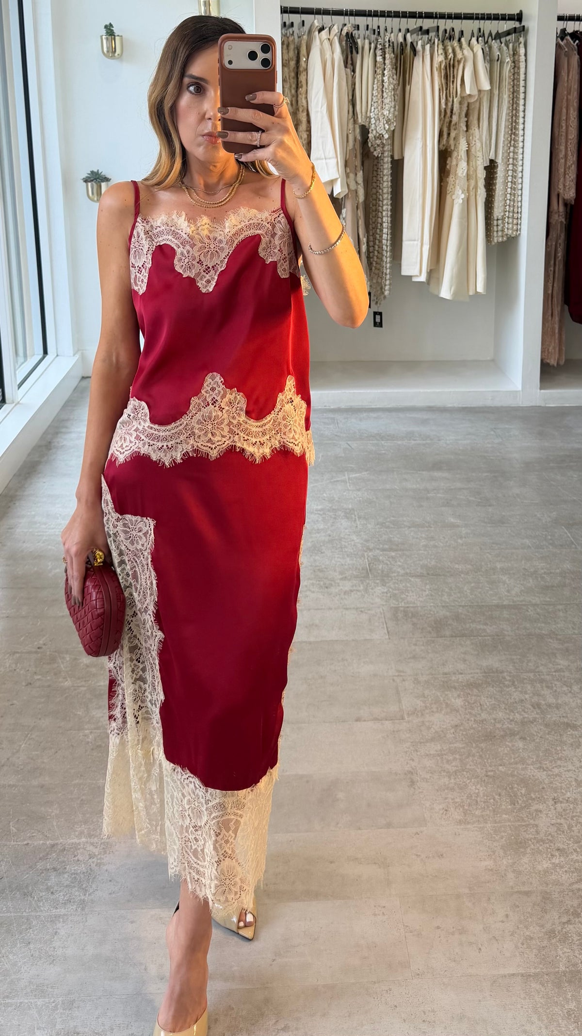 SCARLET LACE SET