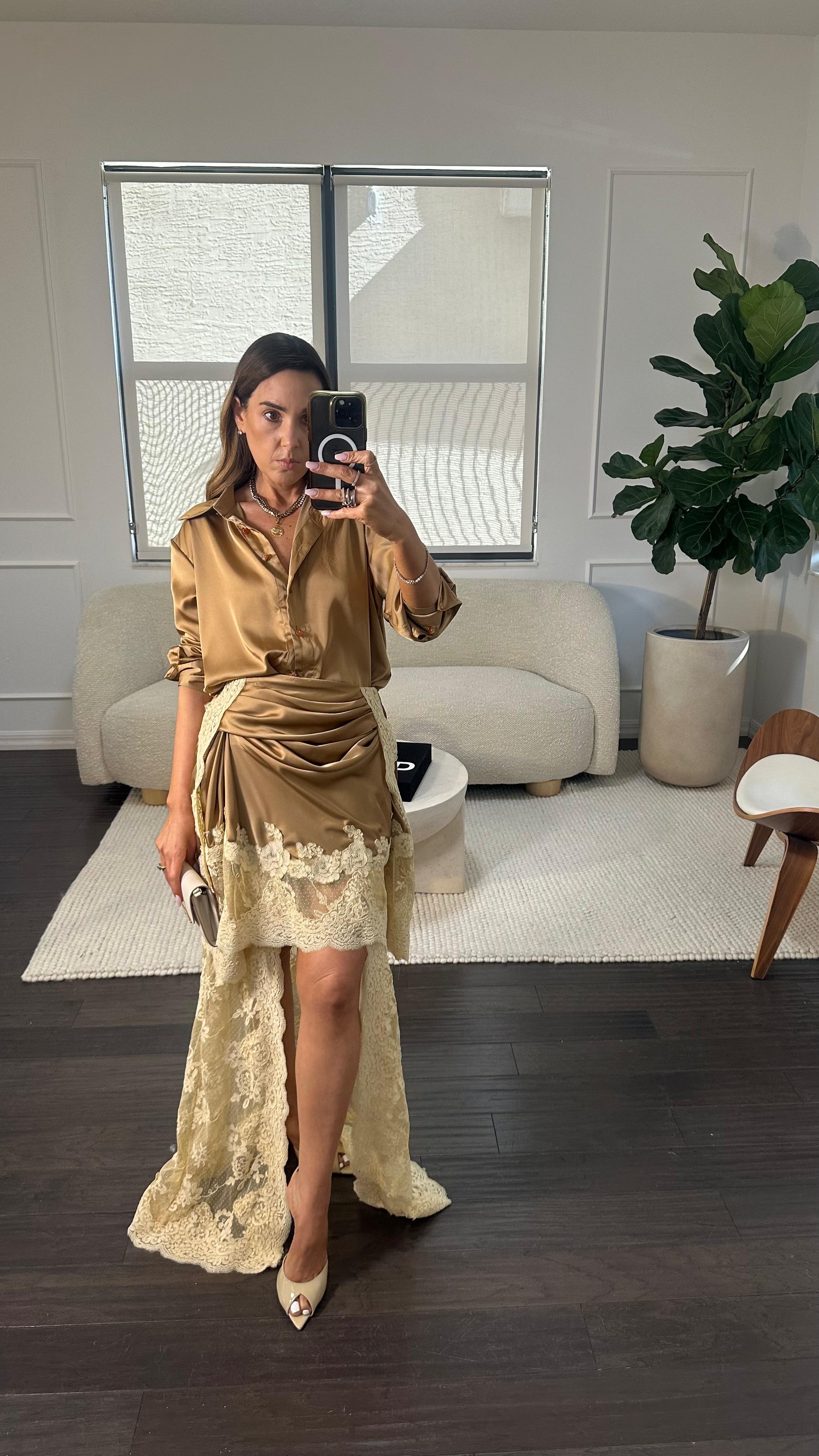 (Pre-order) CHAMPAGNE LACE SKIRT SET