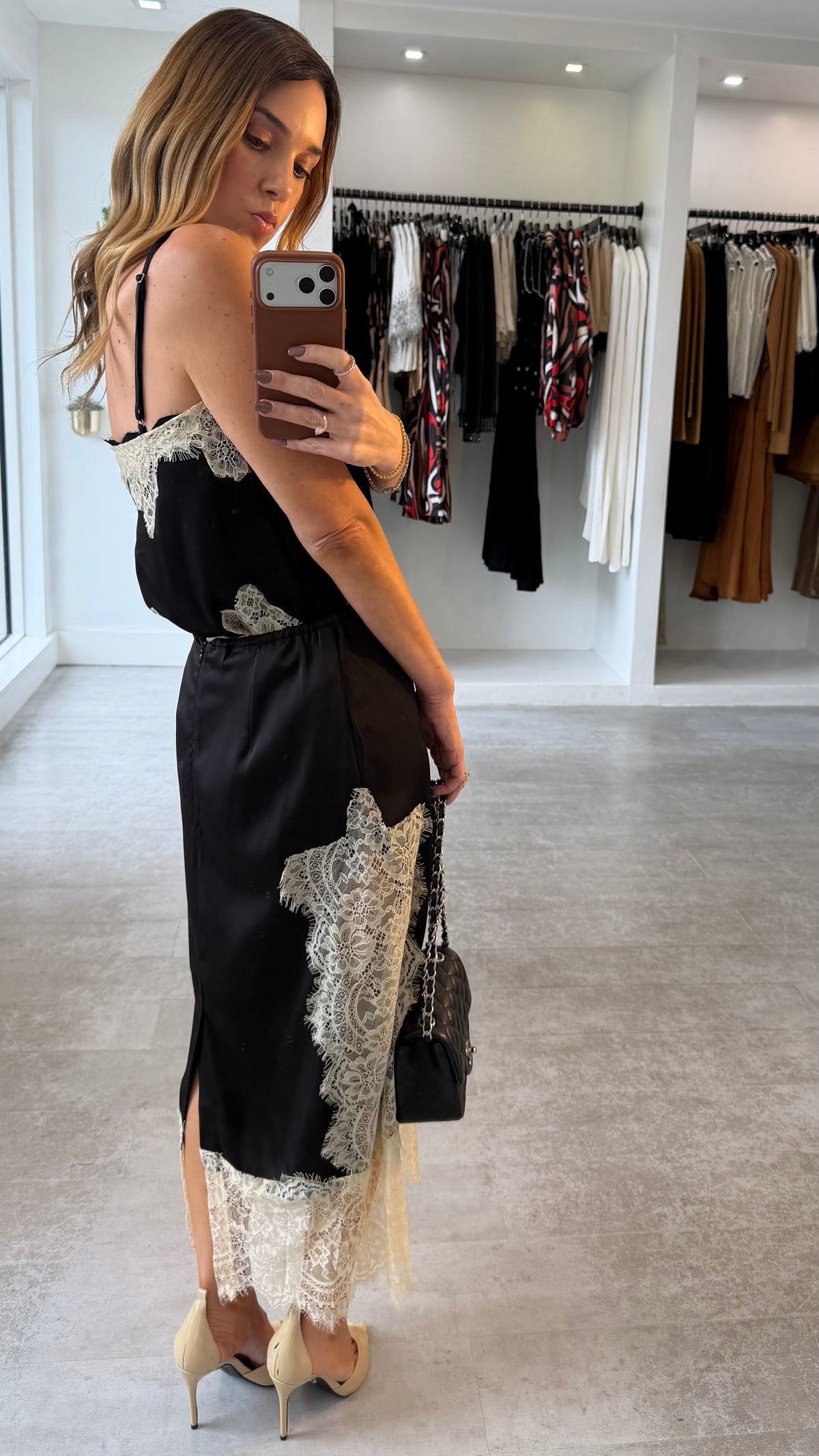 LACE AFTER DARK SKIRT