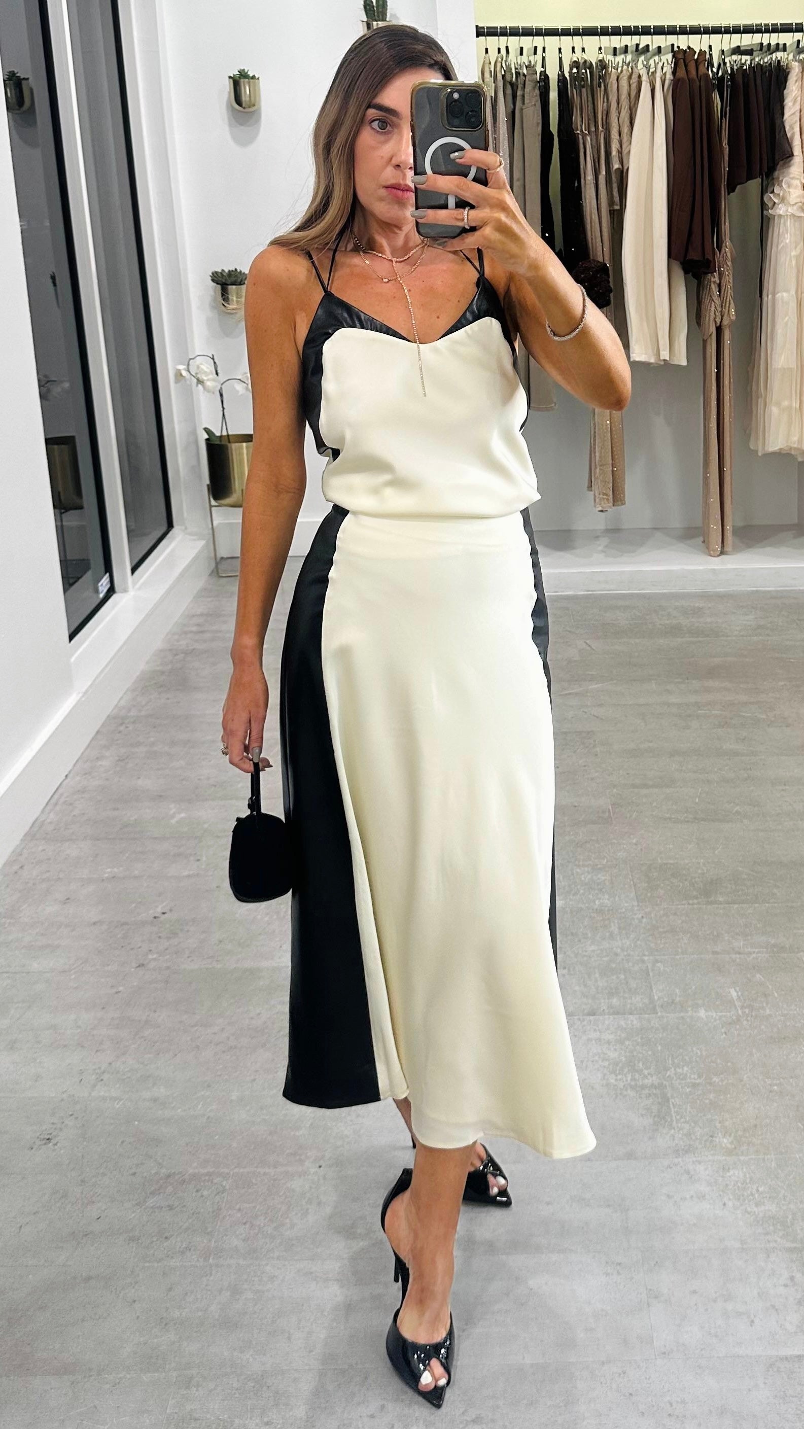 NOIR CONTRAST SILK SET