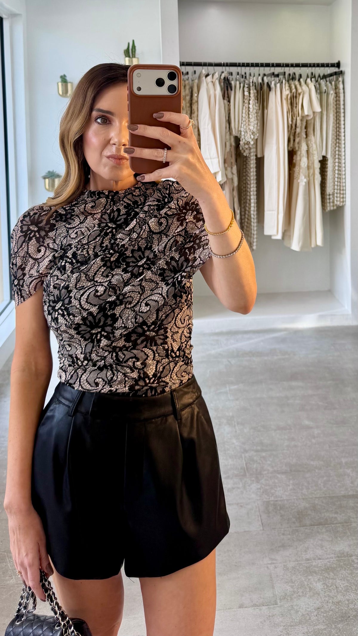 LACE CAPE TOP