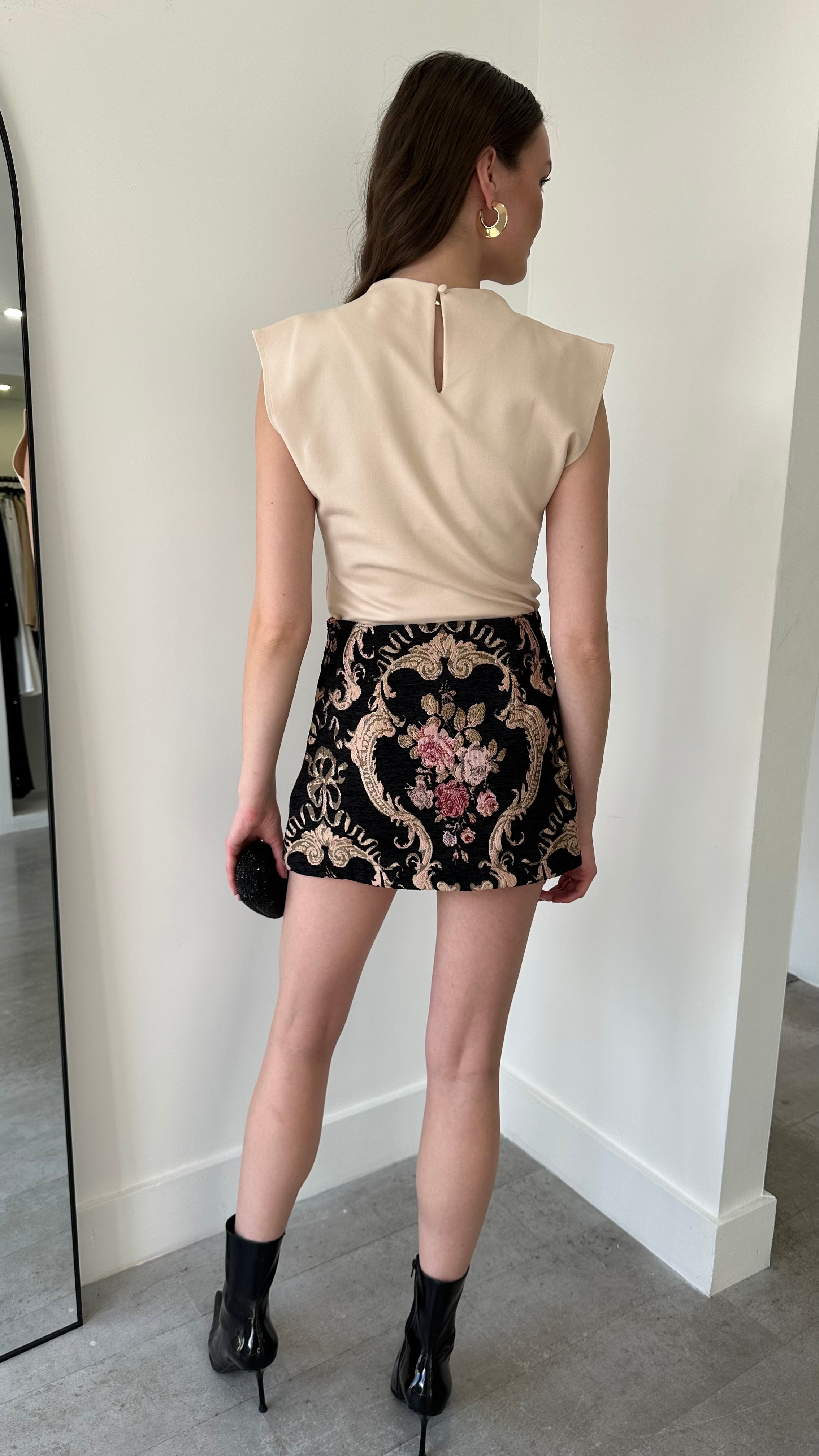 SAND SCULPT TOP