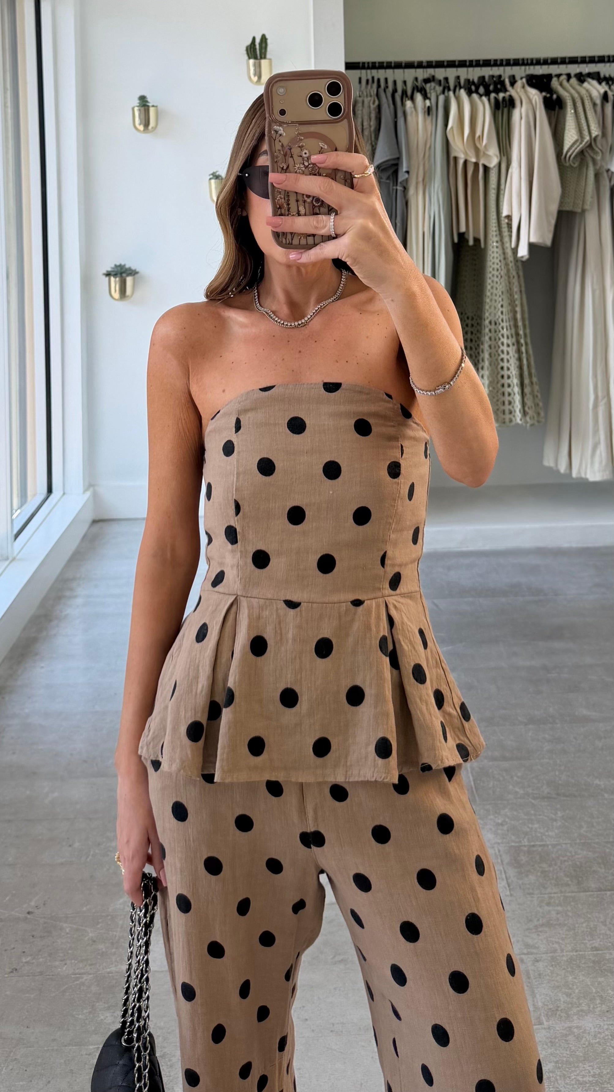 LINEN POLKA SET