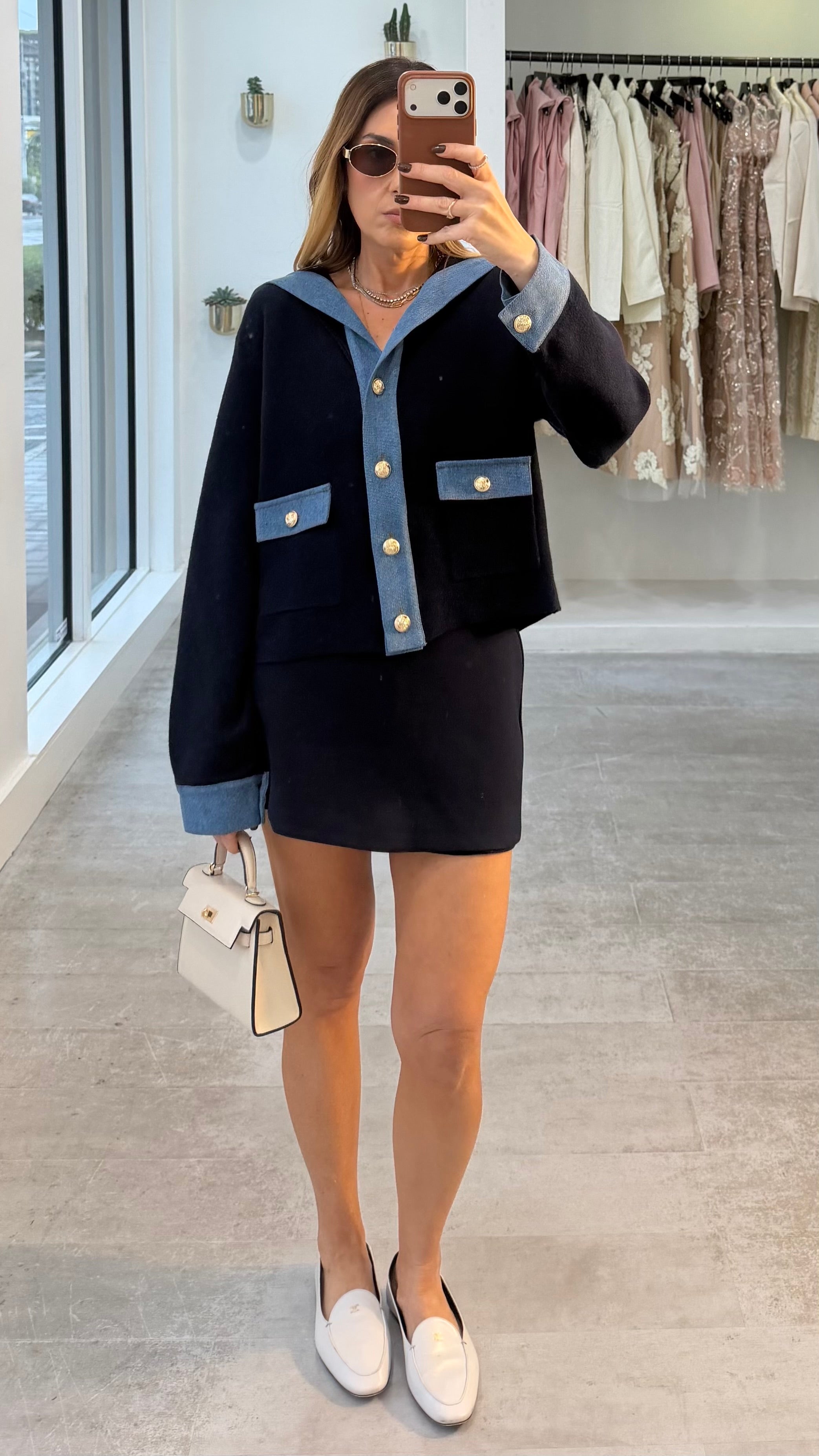 NAVY ESSENTIAL SKIRT