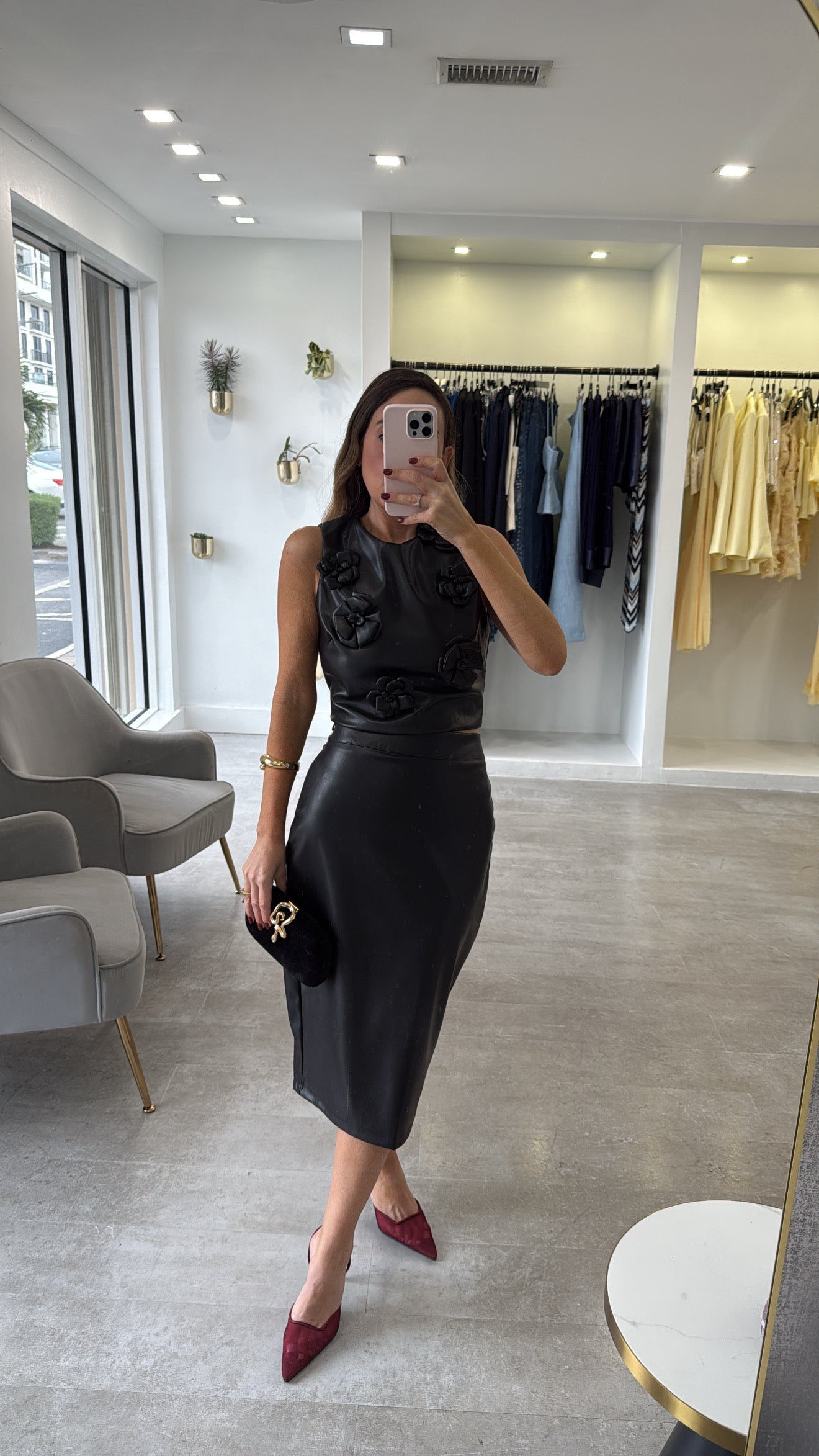 CHIC IN BLOOM BLACK SKIRT