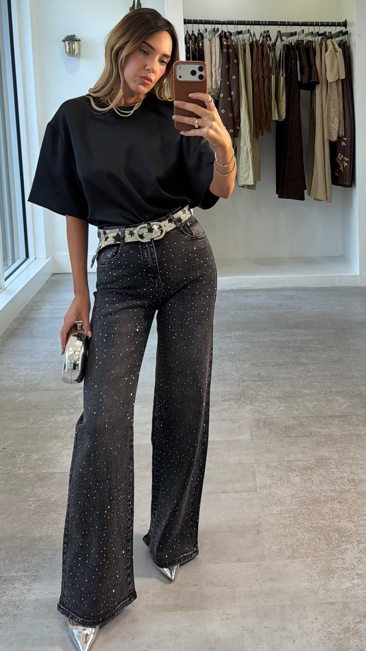 BLACK SCULPT TOP