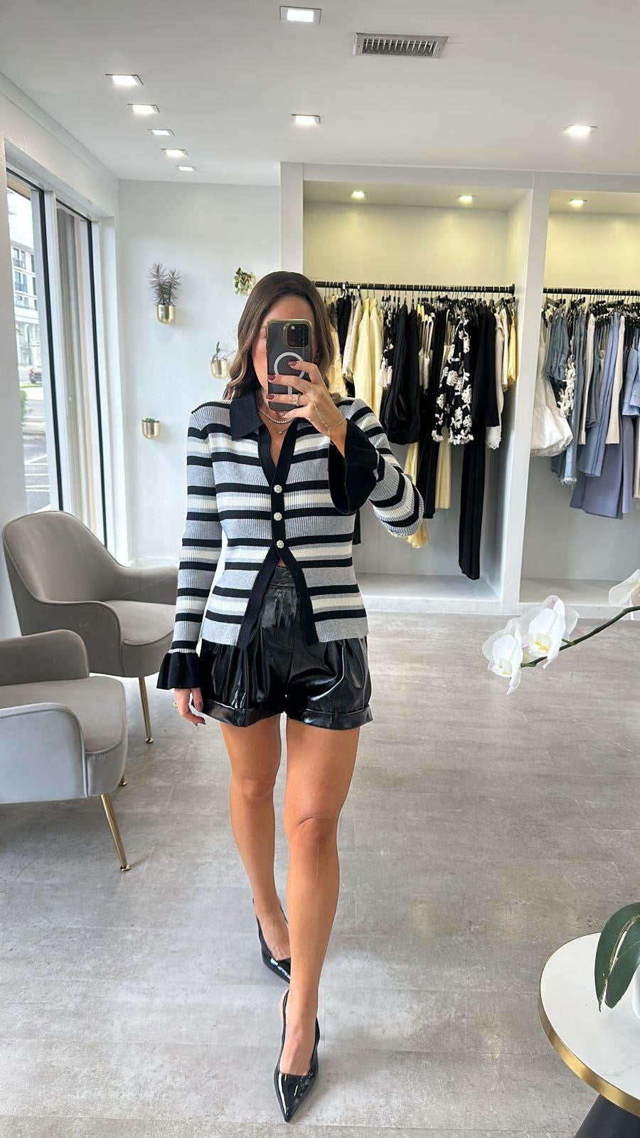 THE FAUX LEATHER SHORTS